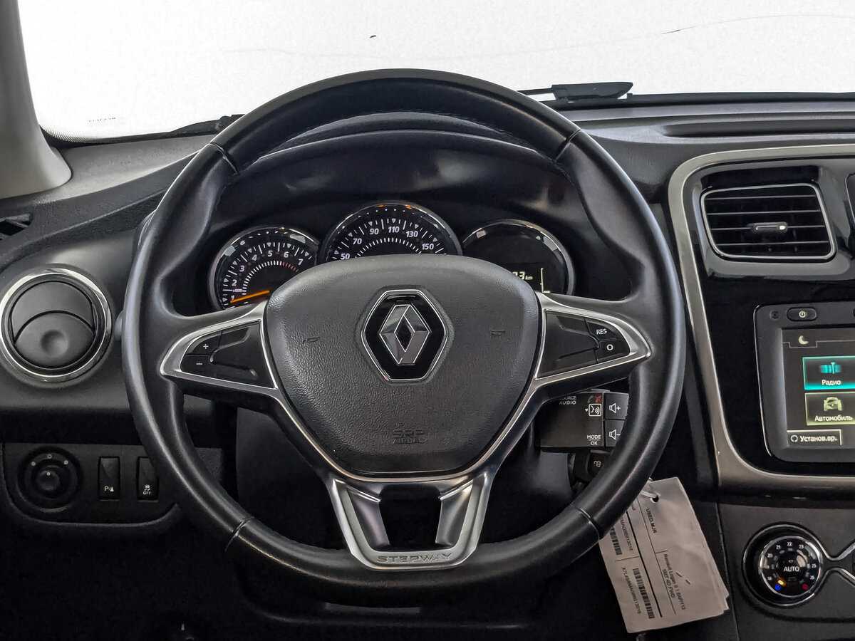 Купить Renault Logan с пробегом. Фото: #17