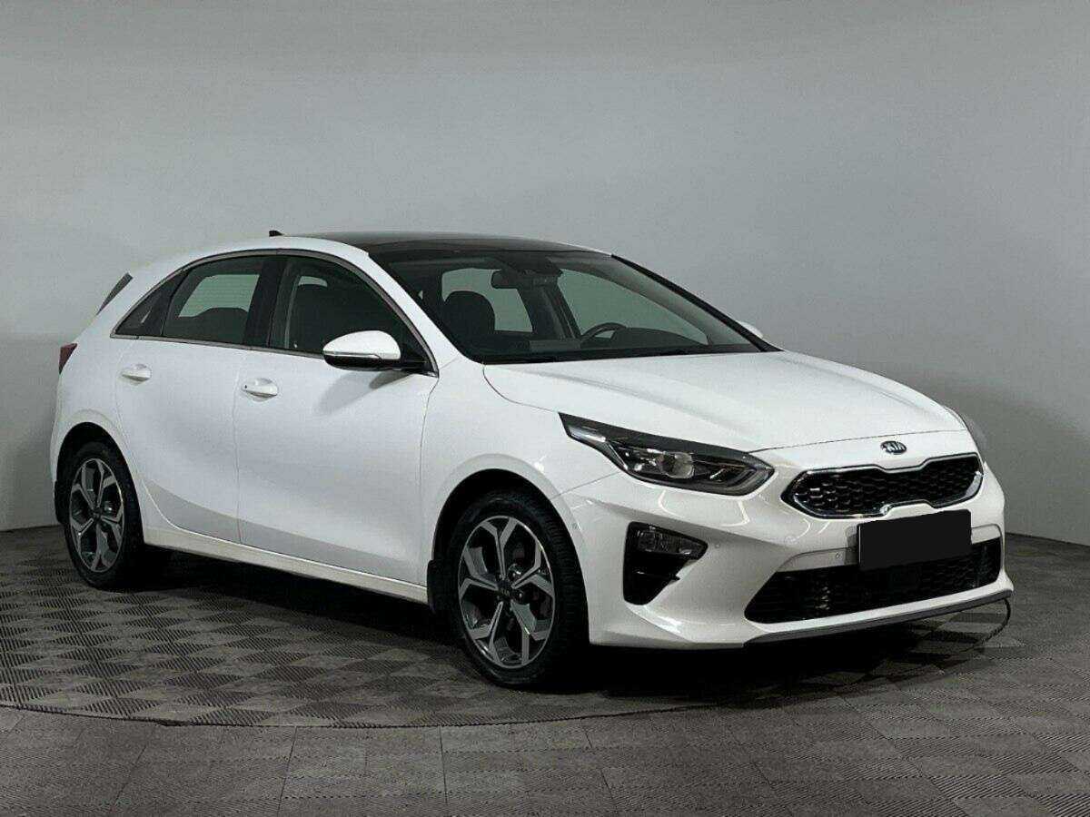 Купить Kia Ceed с пробегом. Фото: #2