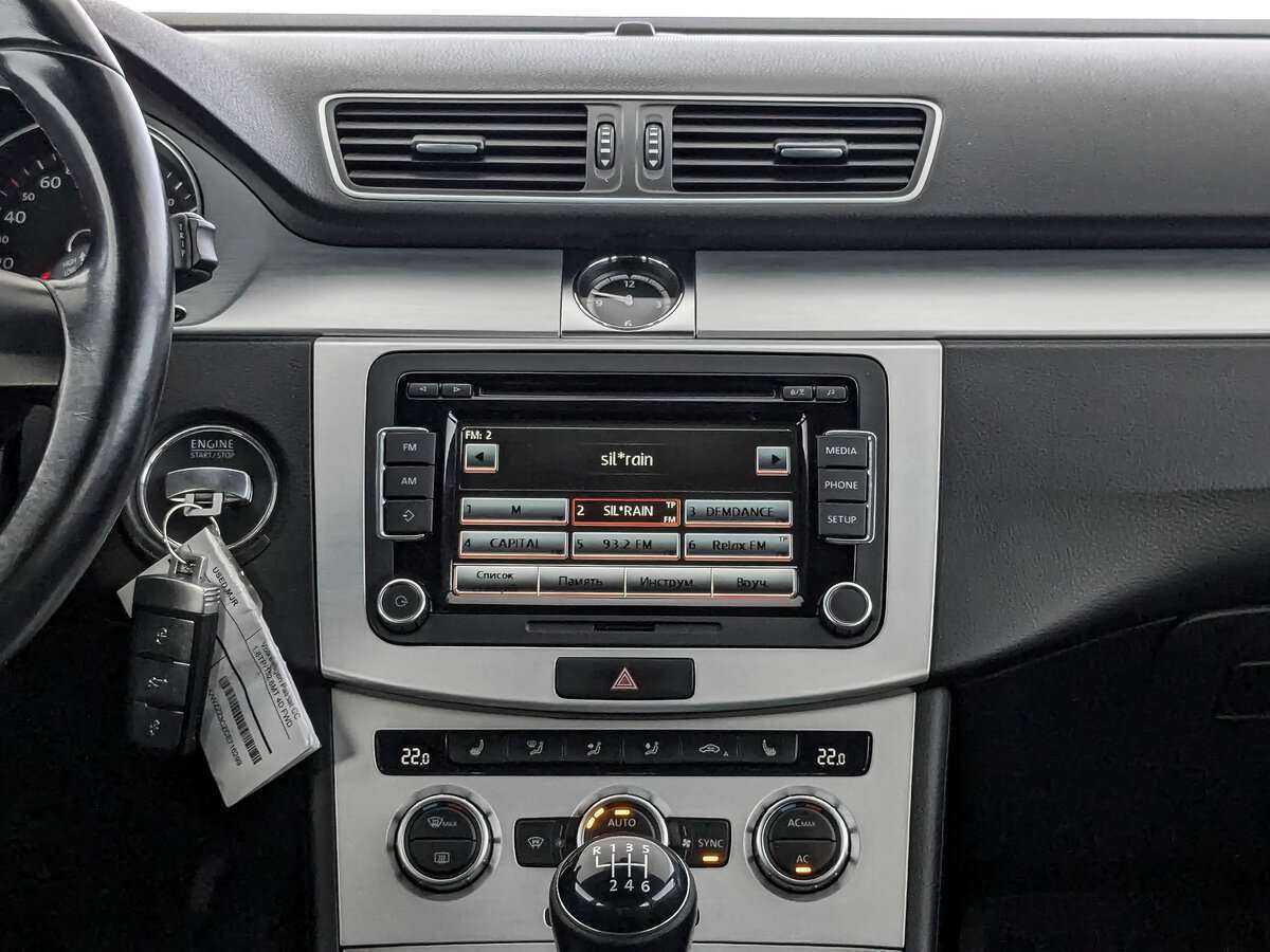 Купить Volkswagen Passat CC с пробегом. Фото: #12