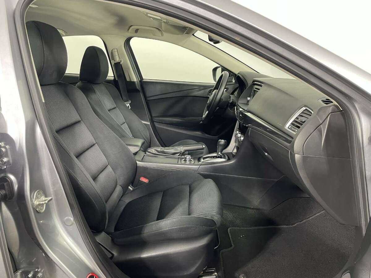 Купить Mazda 6 с пробегом. Фото: #13