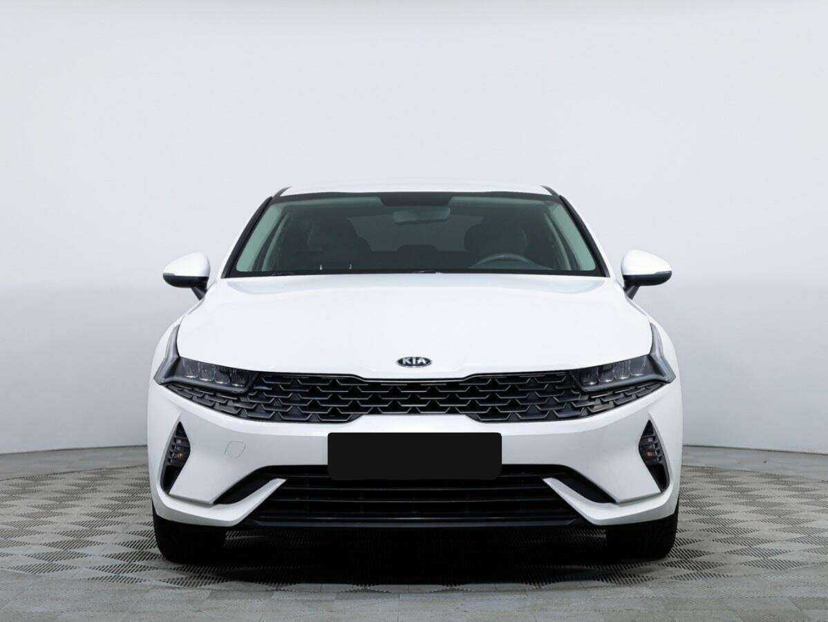 Купить Kia K5 с пробегом. Посмотреть фото