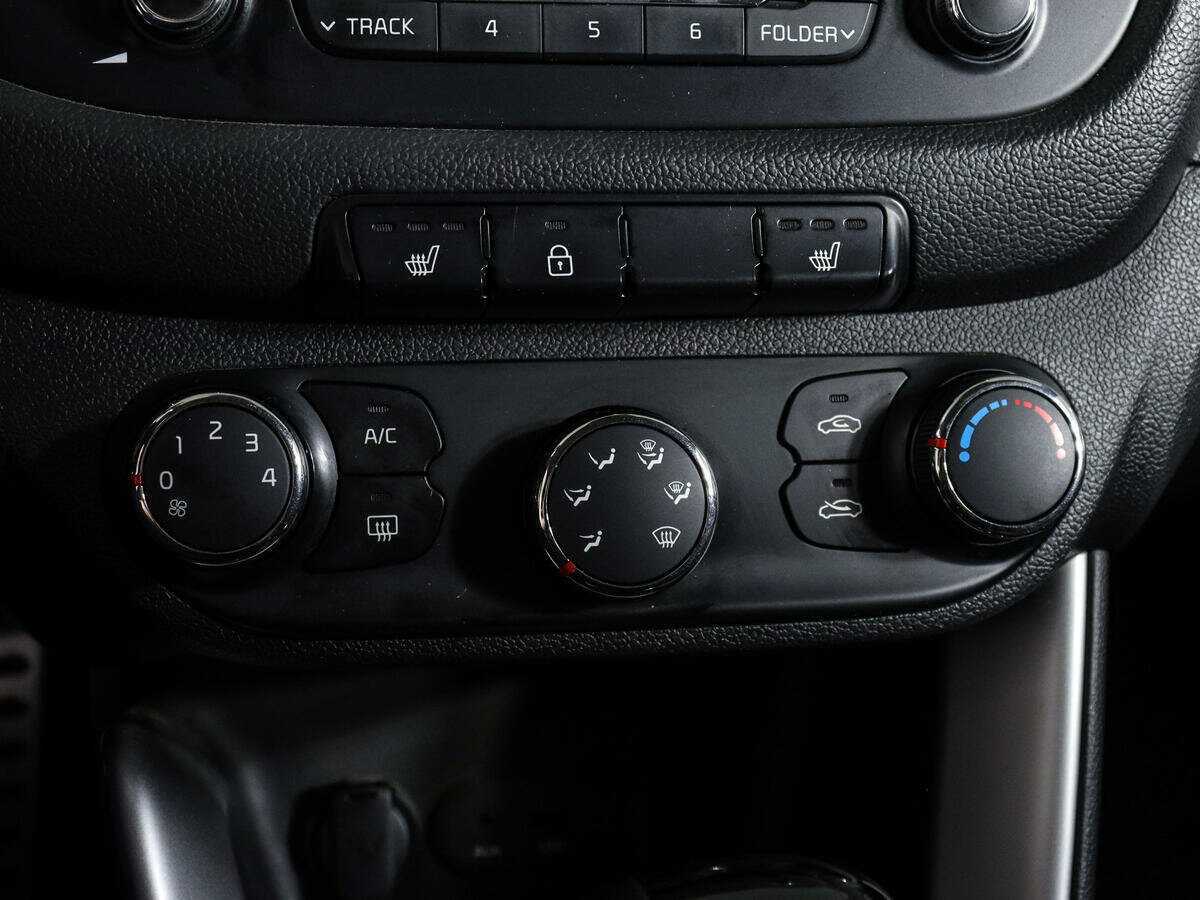 Купить Kia Ceed с пробегом. Фото: #13