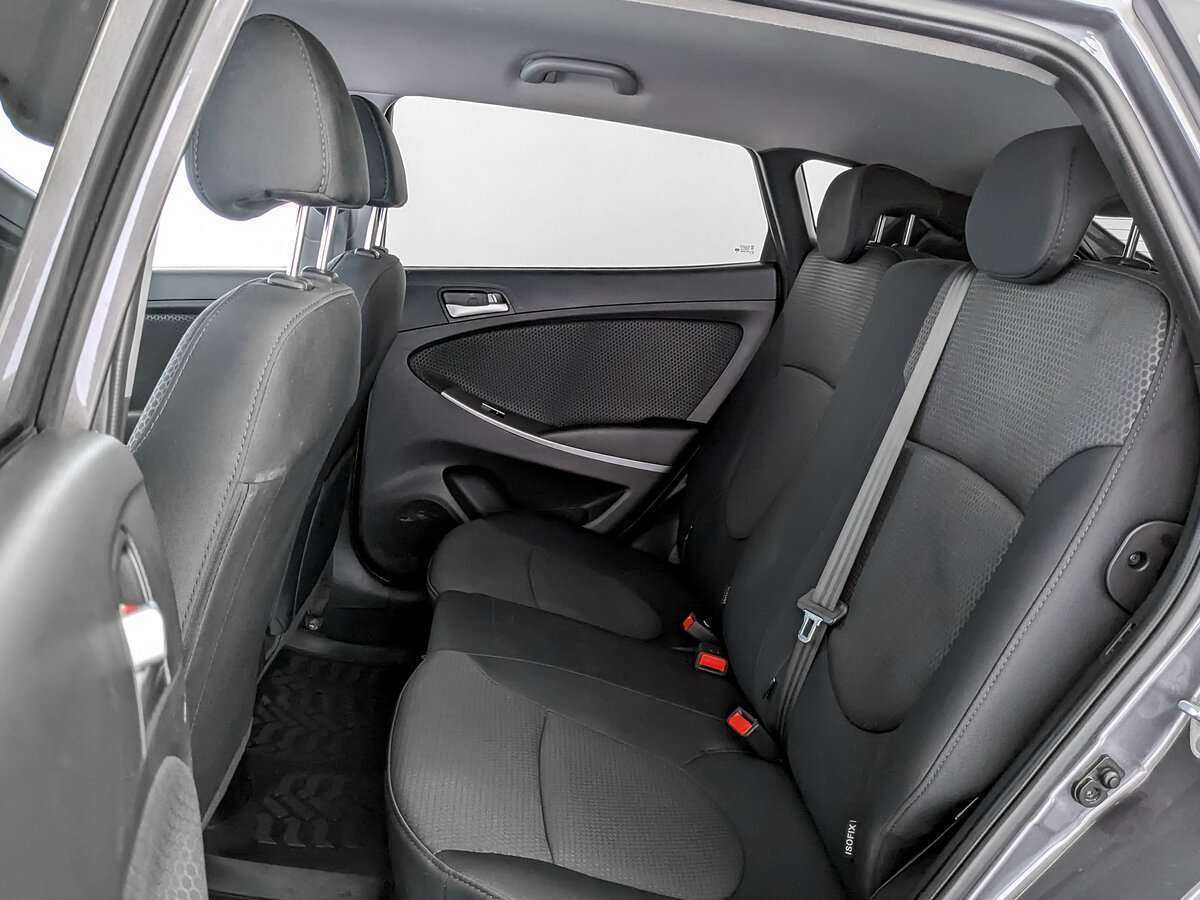 Купить Hyundai Solaris с пробегом. Фото: #9