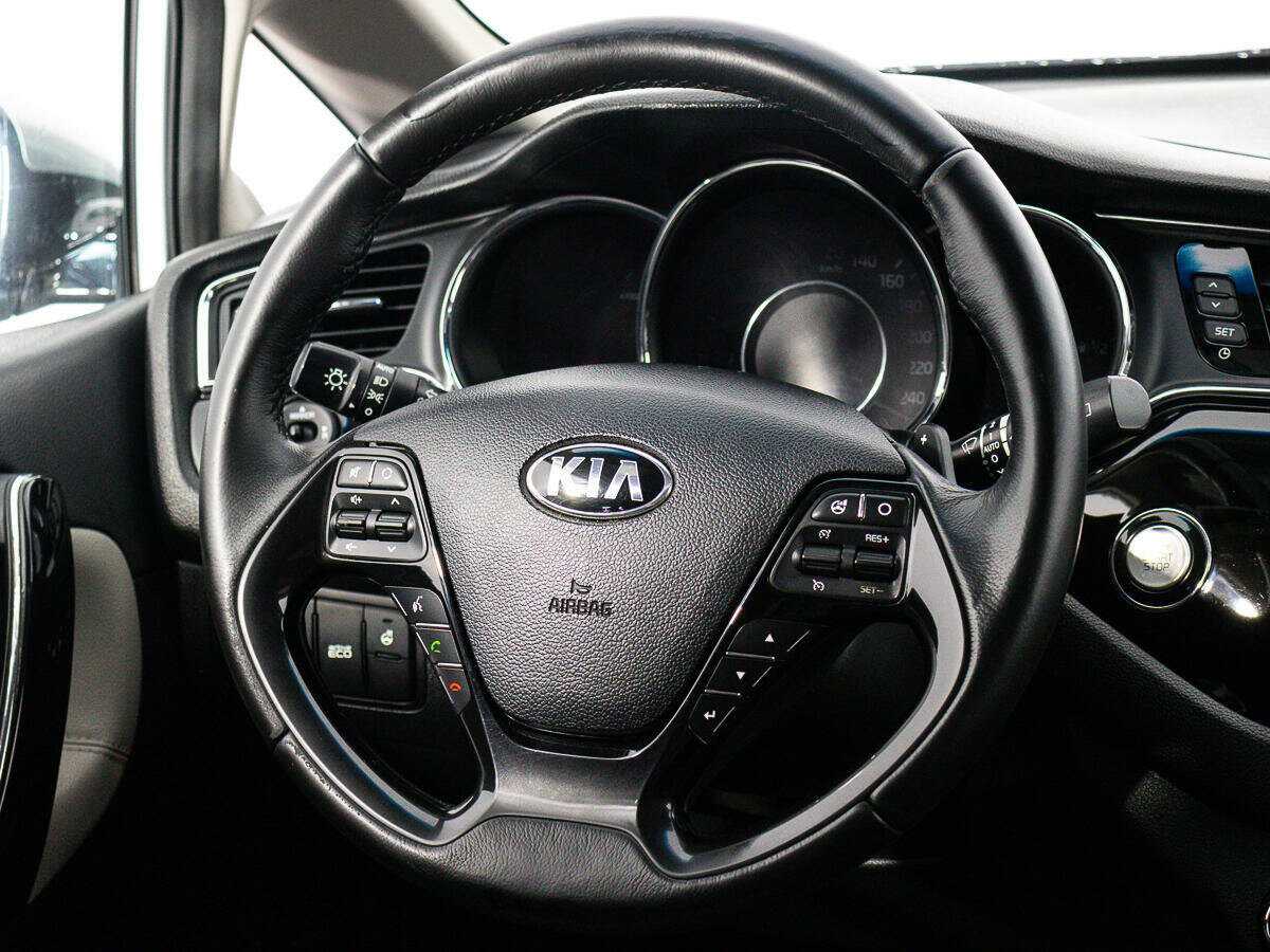 Купить Kia Ceed с пробегом. Фото: #15