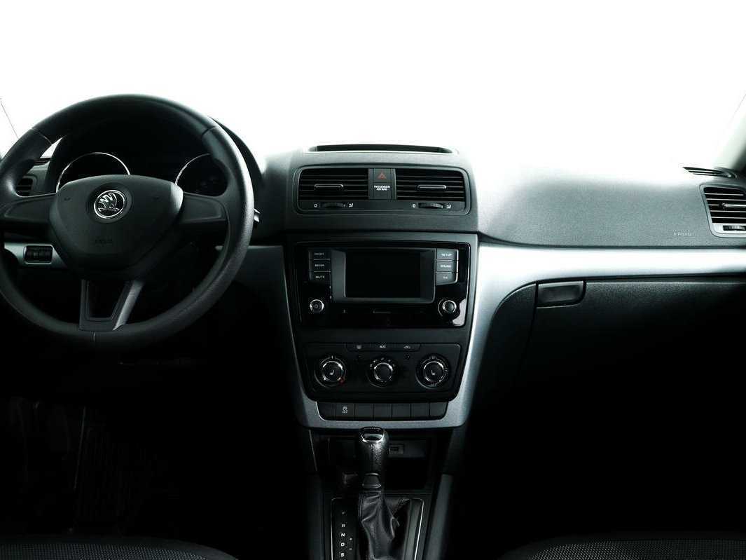 Купить Skoda Yeti с пробегом. Фото: #10