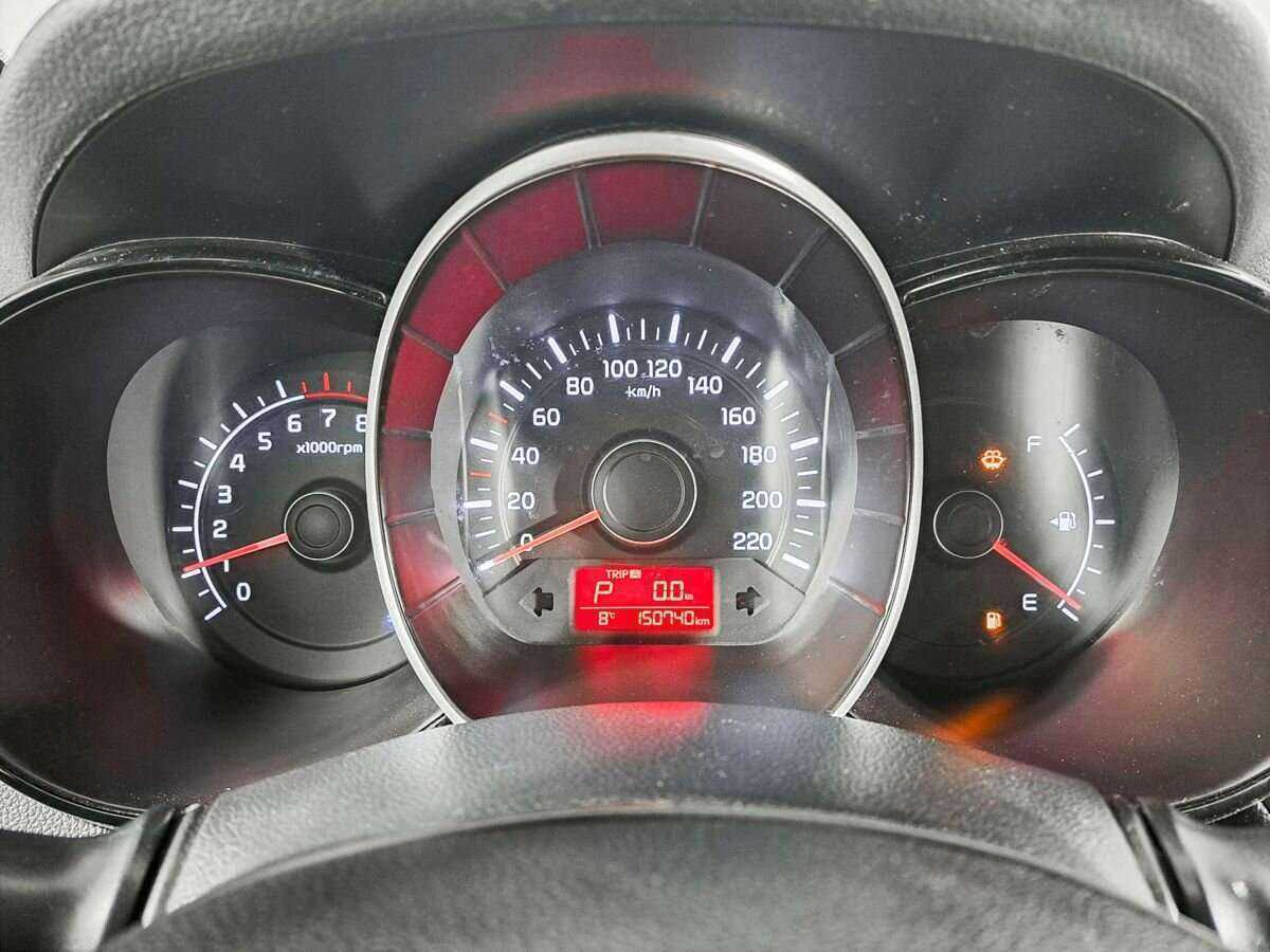 Купить Kia Rio с пробегом. Фото: #9