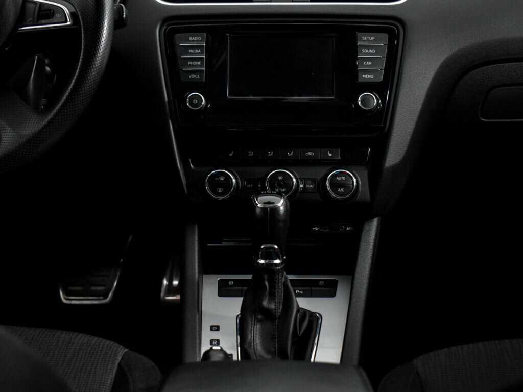 Купить Skoda Octavia с пробегом. Фото: #10