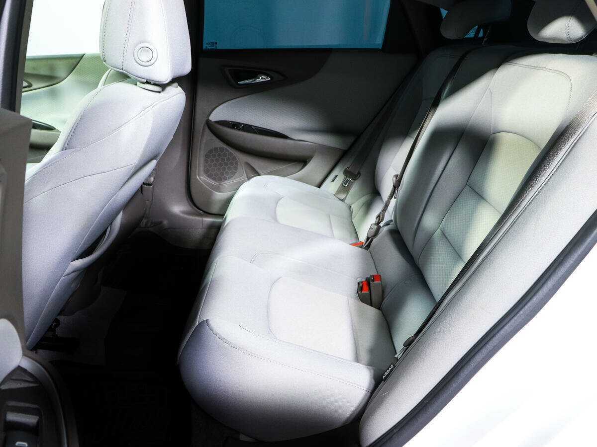 Купить Chevrolet Malibu с пробегом. Фото: #9