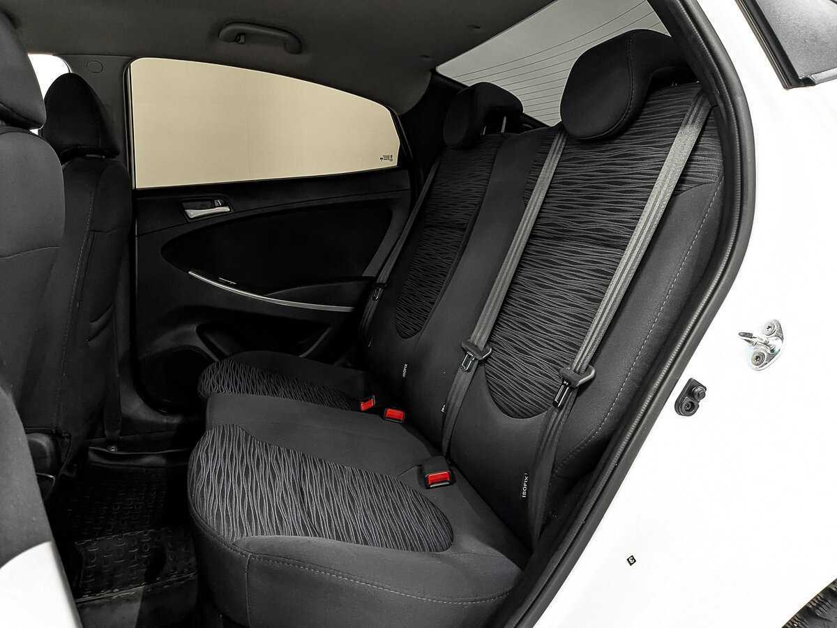 Купить Hyundai Solaris с пробегом. Фото: #15