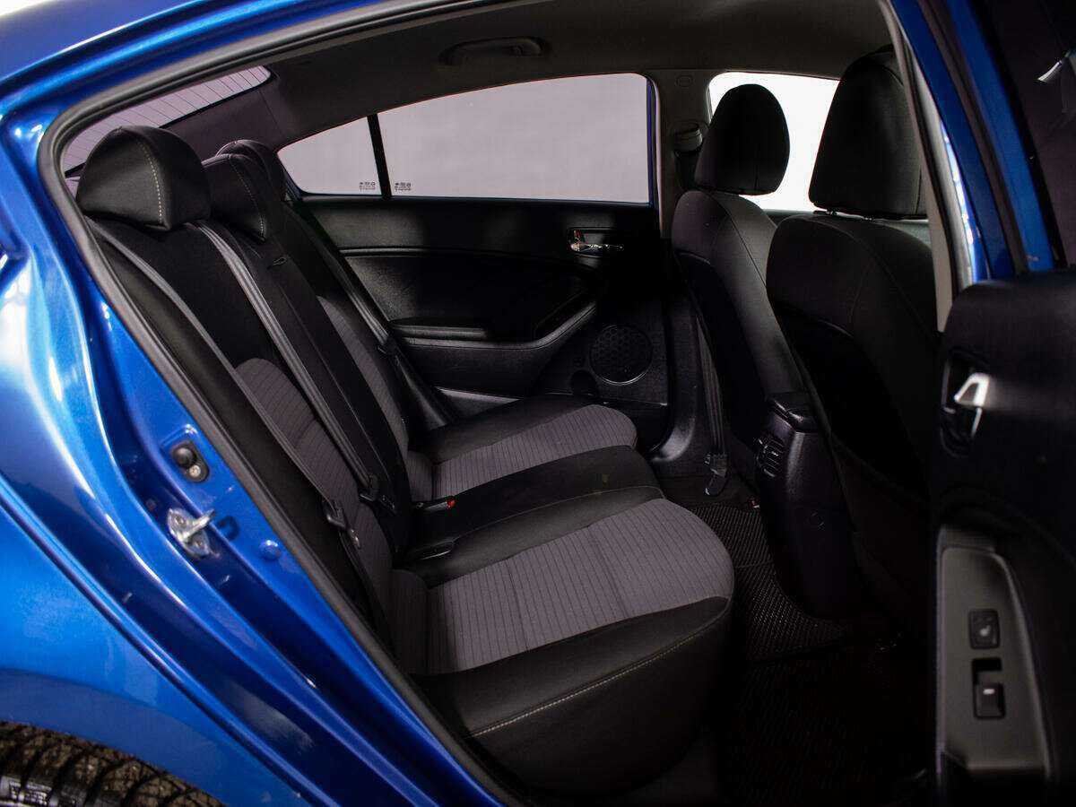 Купить Kia Cerato с пробегом. Фото: #9