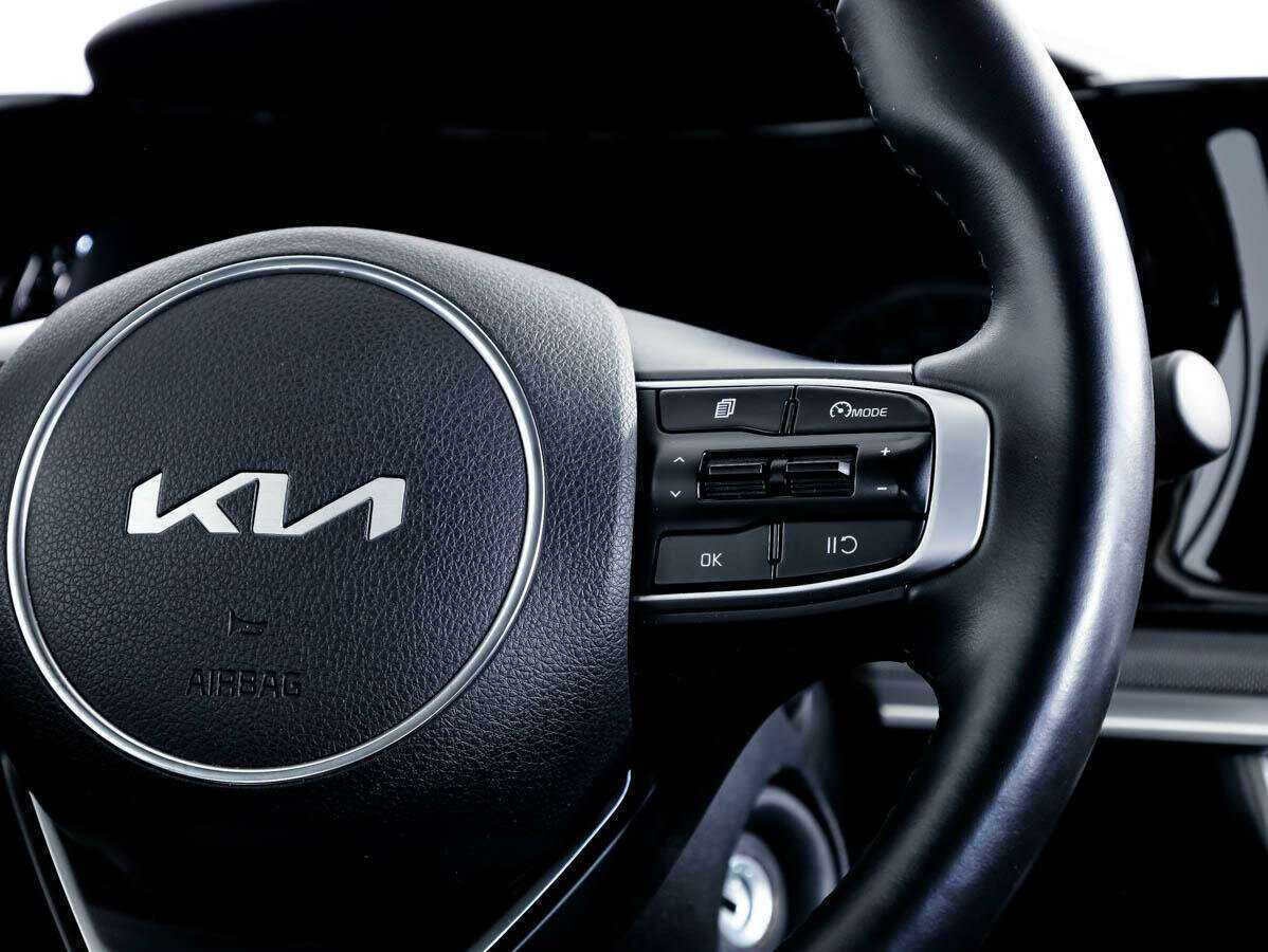 Купить Kia K5 с пробегом. Фото: #16