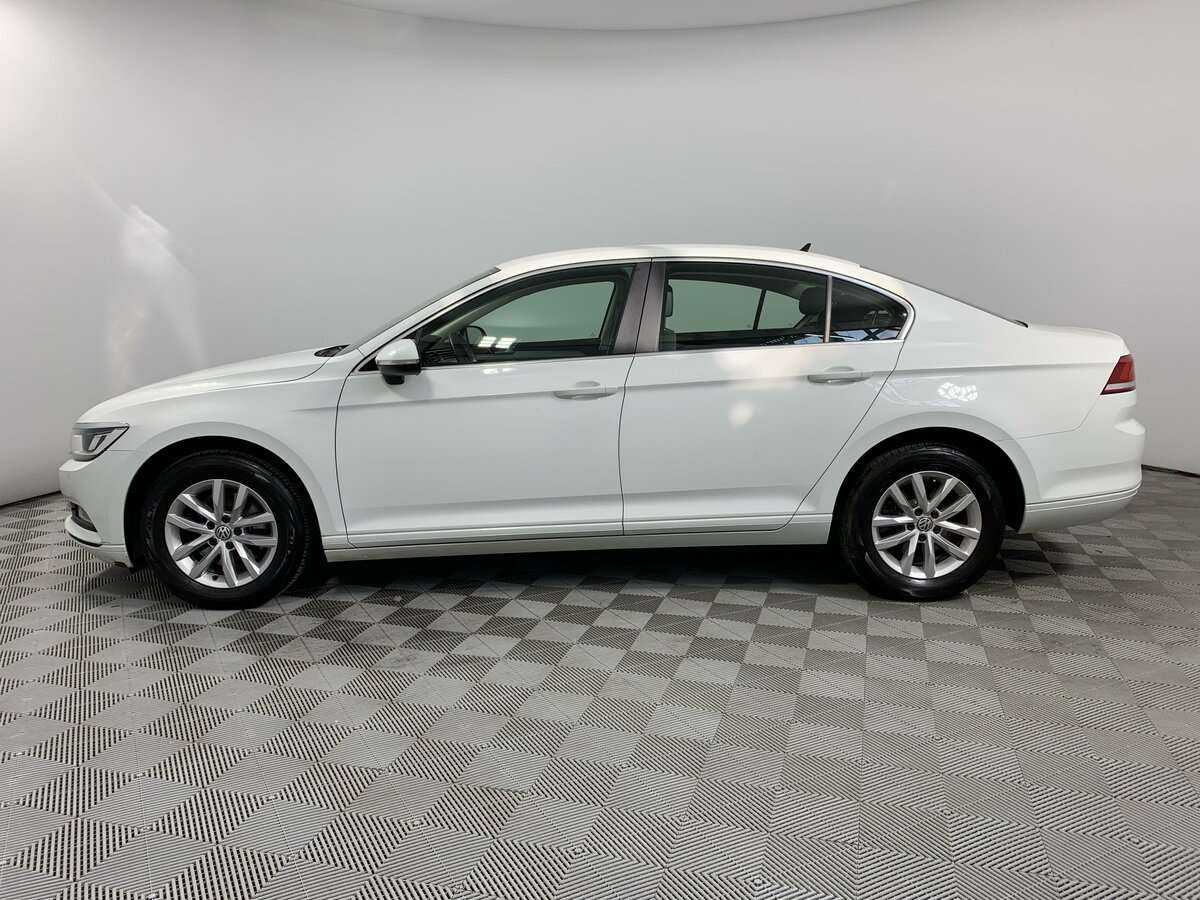 Купить Volkswagen Passat с пробегом. Фото: #7