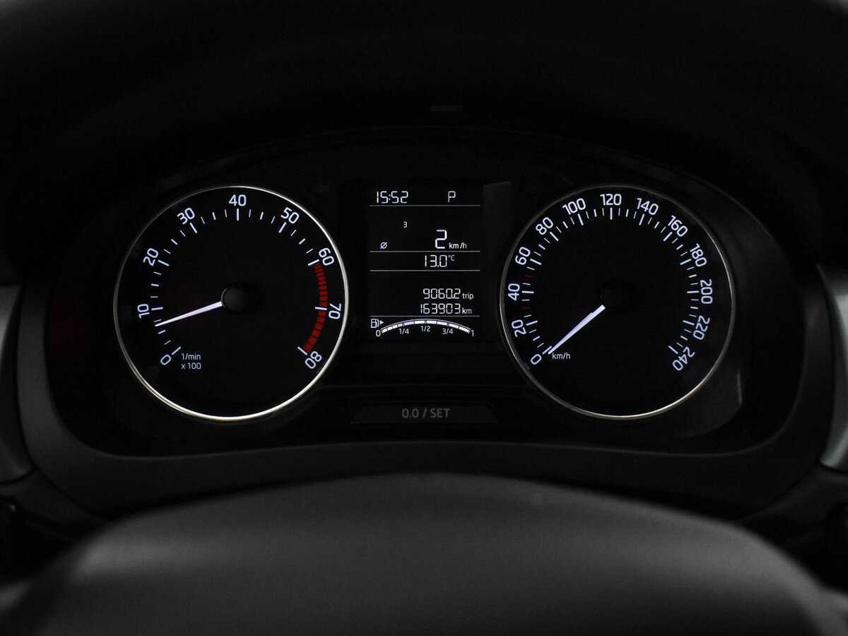 Купить Skoda Rapid с пробегом. Фото: #12