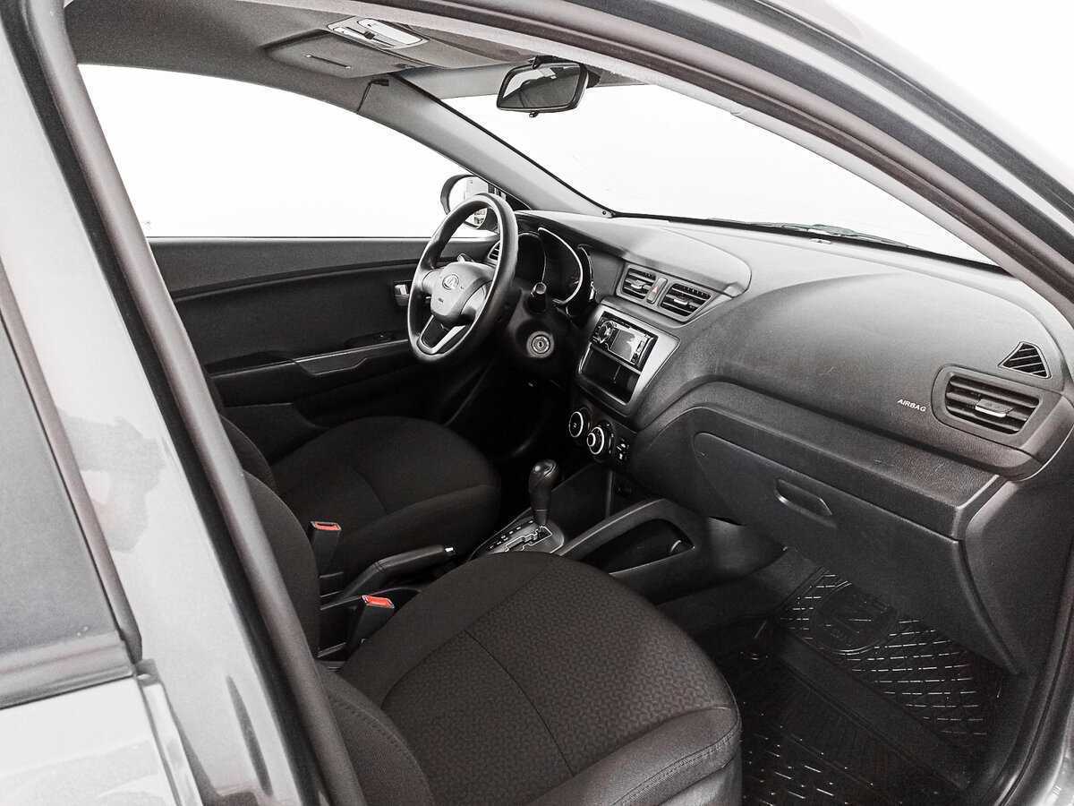 Купить Kia Rio с пробегом. Фото: #5