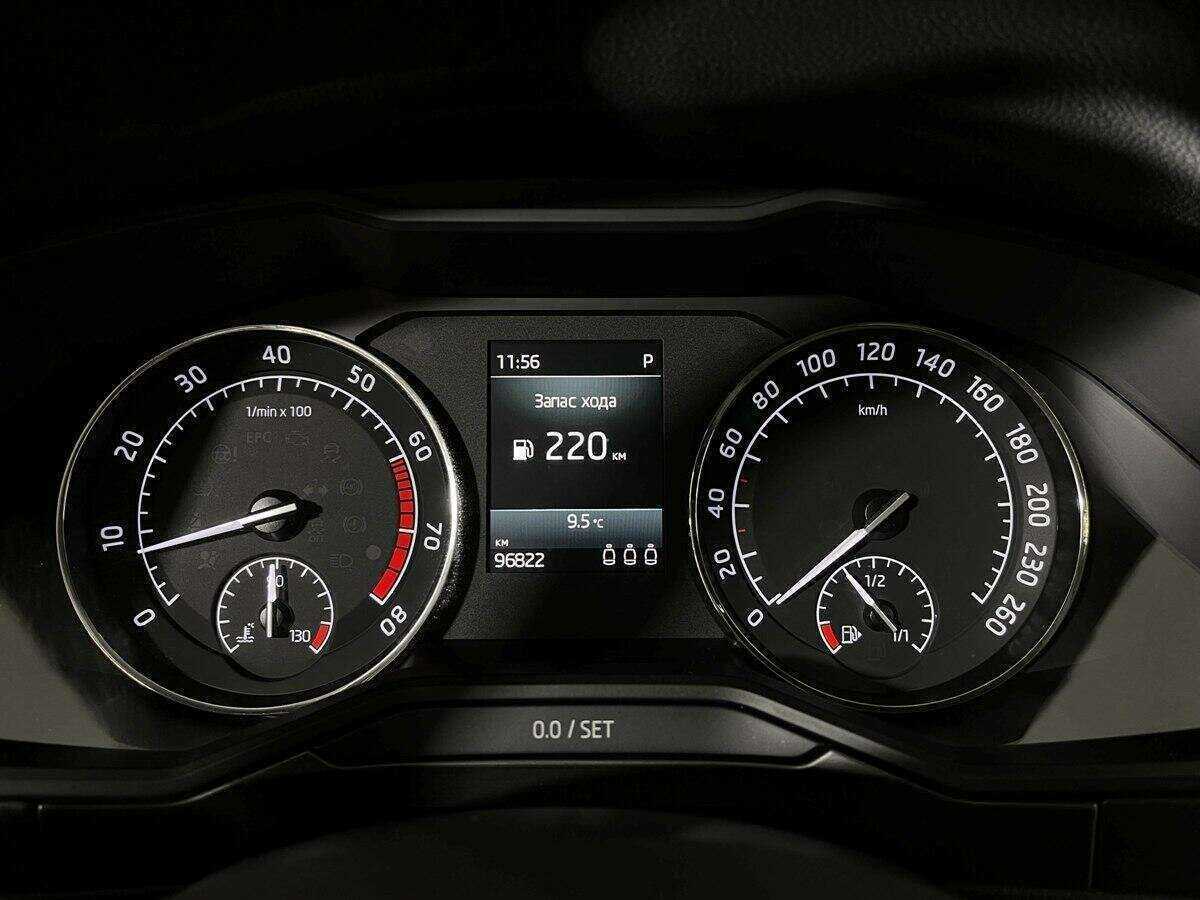 Купить Skoda Superb с пробегом. Фото: #9