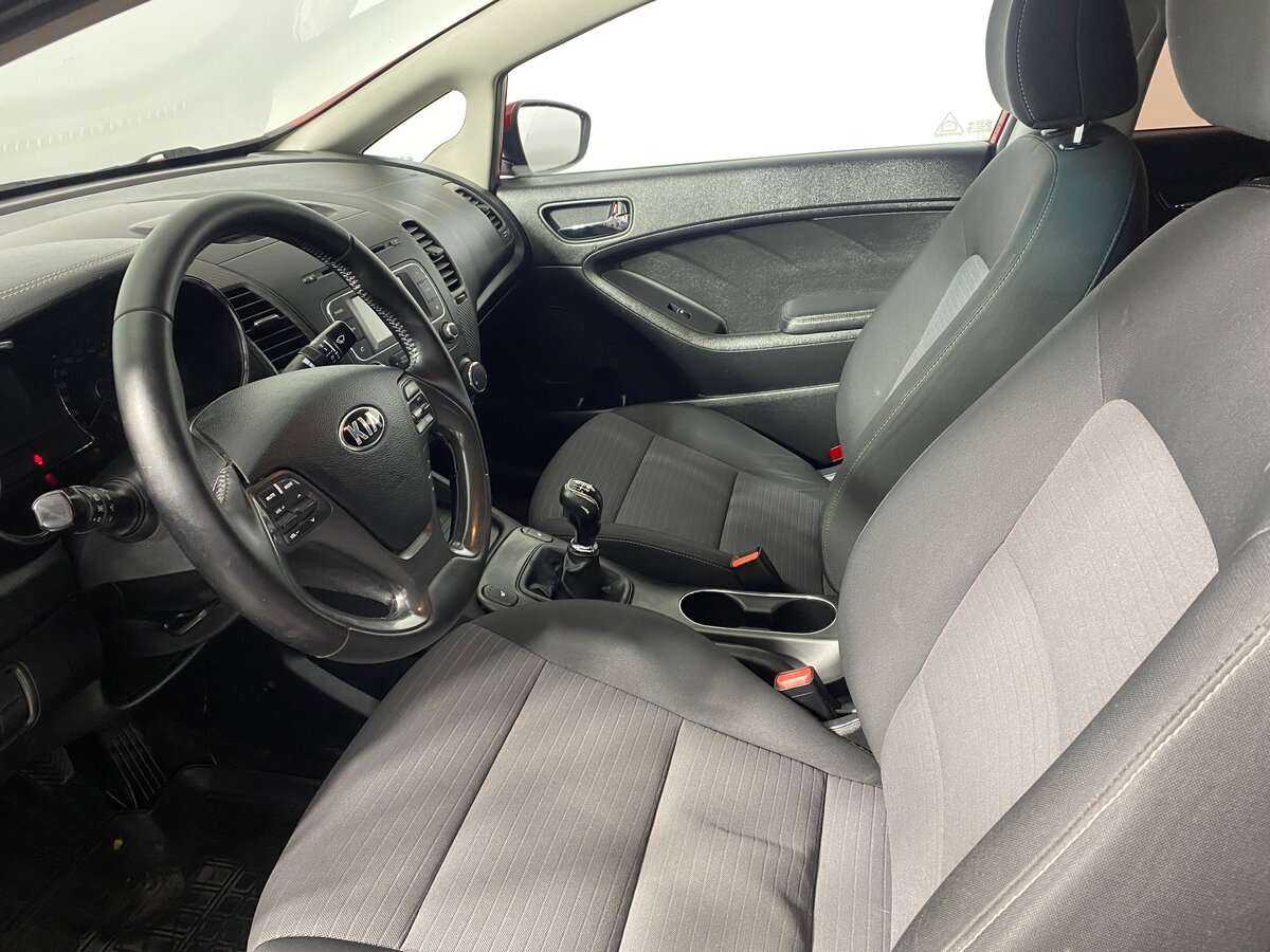 Купить Kia Cerato с пробегом. Фото: #6