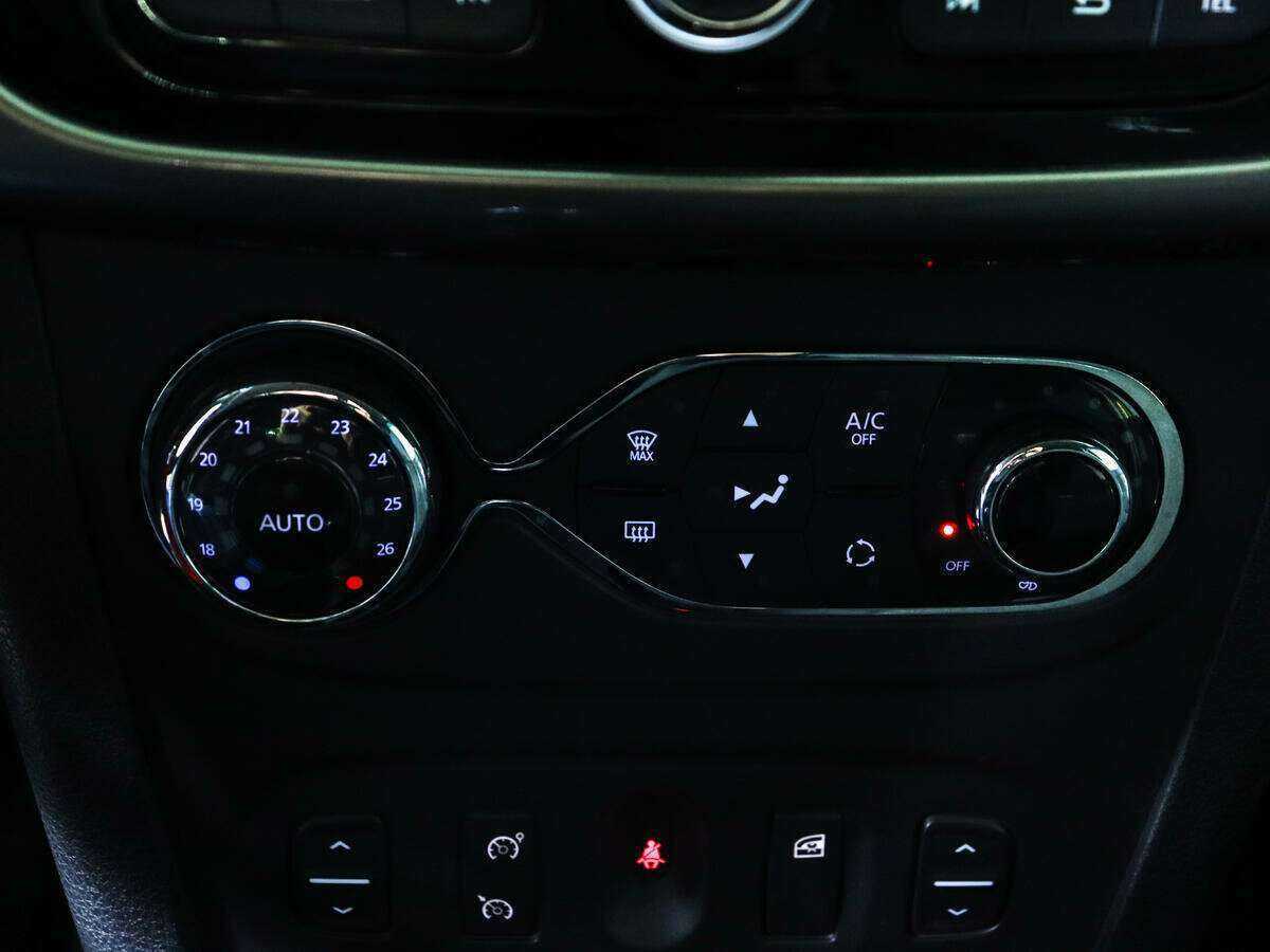 Купить Renault Sandero с пробегом. Фото: #12