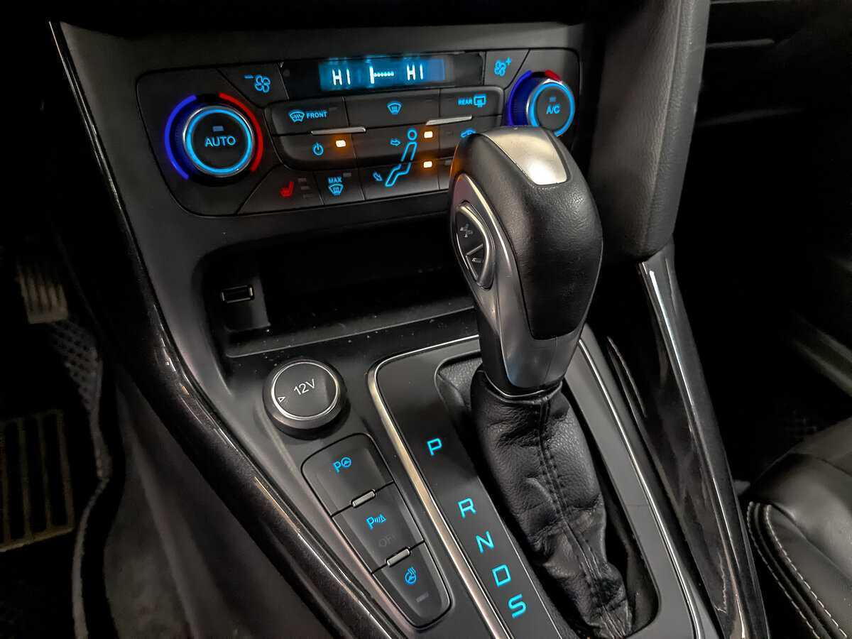Купить Ford Focus с пробегом. Фото: #26