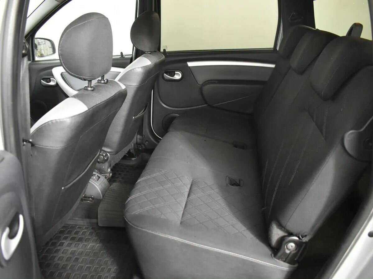 Купить Lada (ВАЗ) Largus с пробегом. Фото: #5