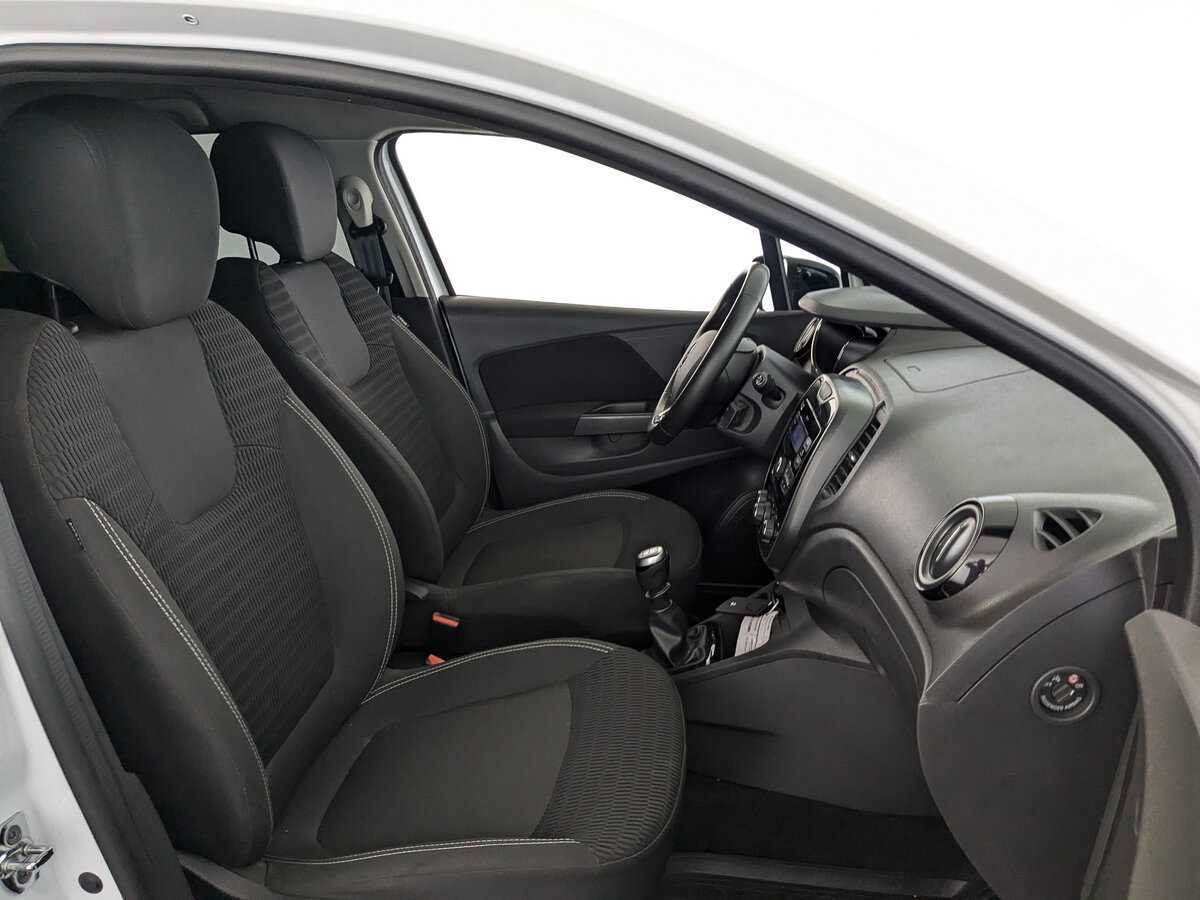 Купить Renault Kaptur с пробегом. Фото: #18