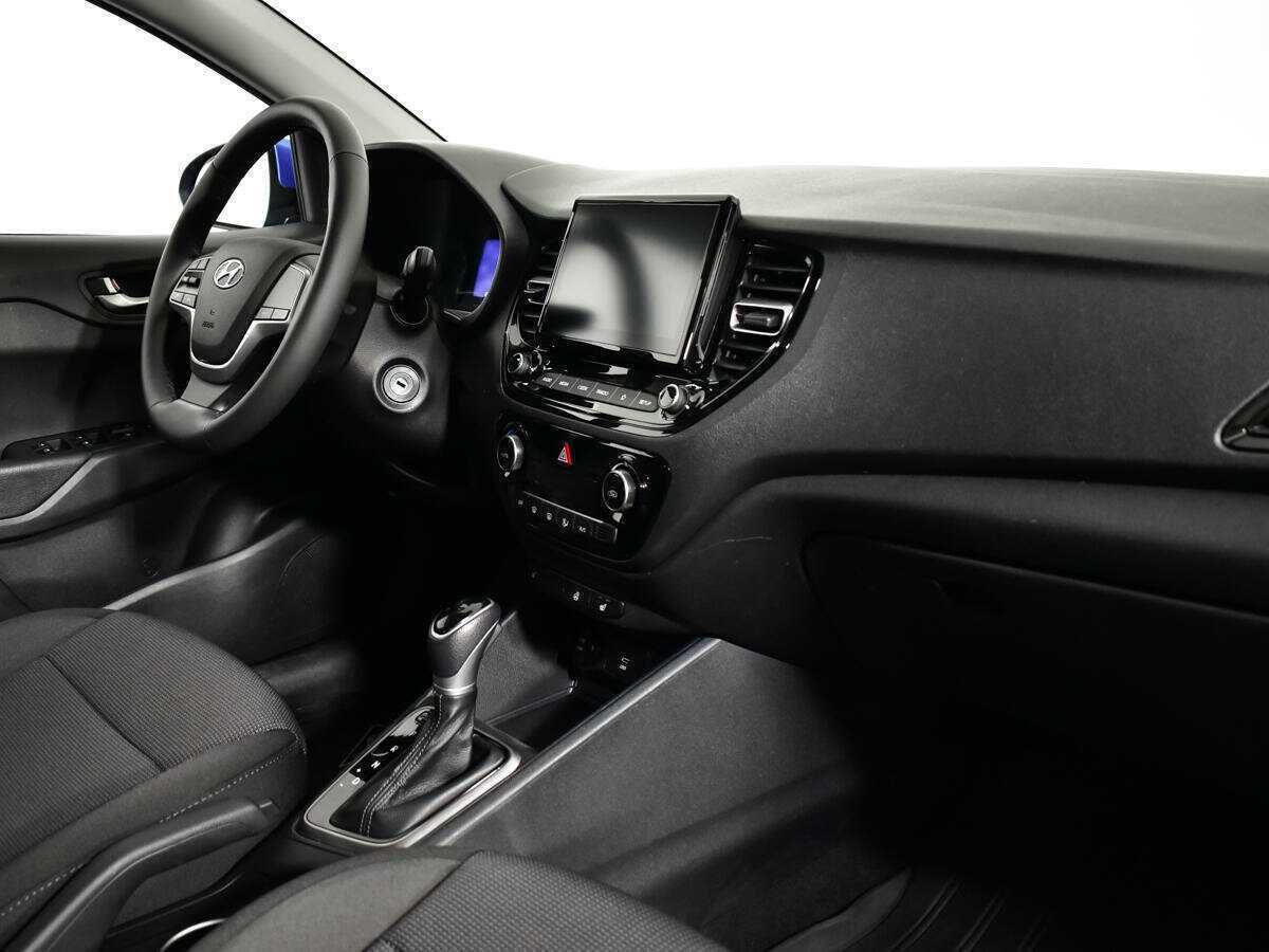 Купить Hyundai Solaris с пробегом. Фото: #8