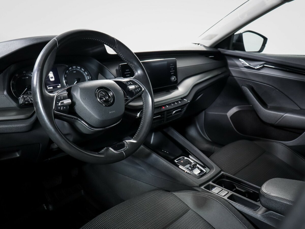 Купить Skoda Octavia с пробегом. Фото: #10