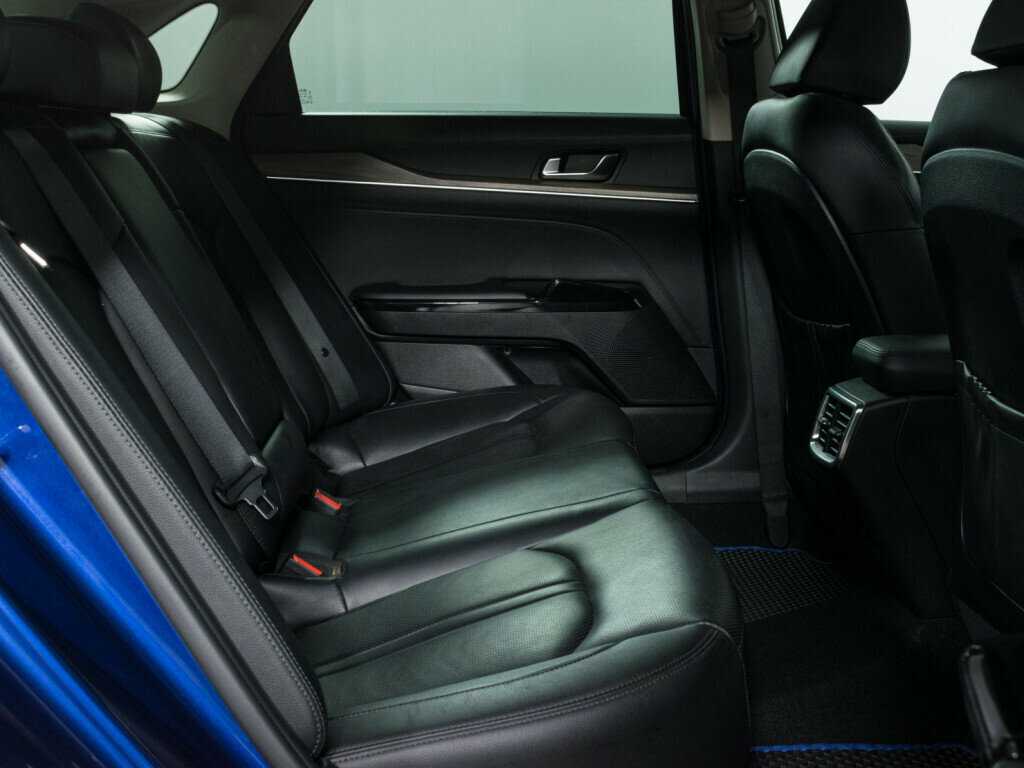 Купить Kia K5 с пробегом. Фото: #7