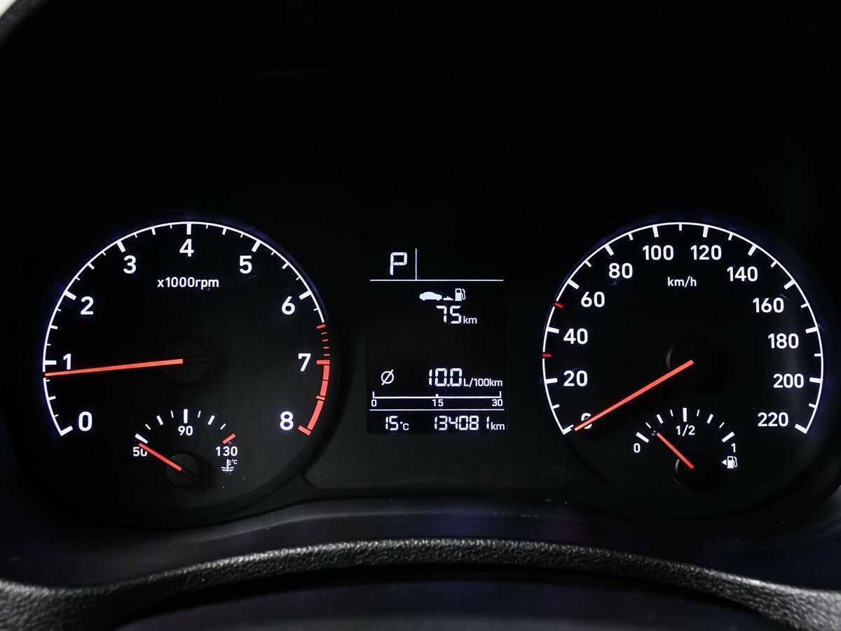 Купить Hyundai Solaris с пробегом. Фото: #9