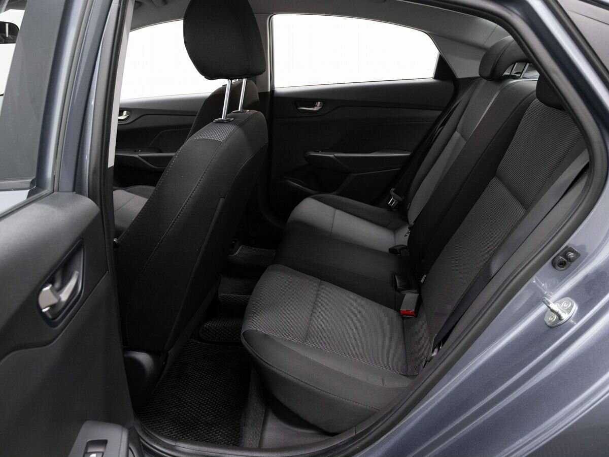 Купить Hyundai Solaris с пробегом. Фото: #9