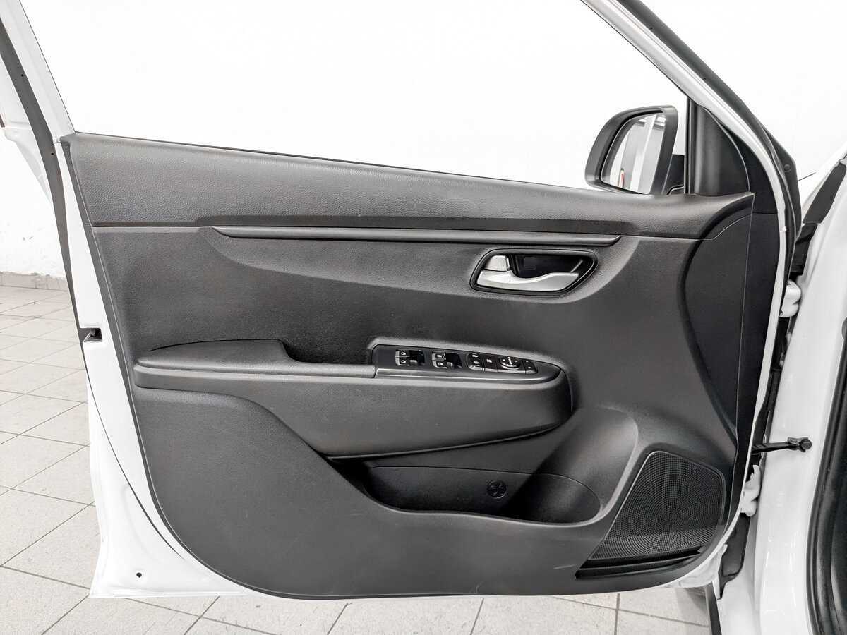 Купить Kia Rio с пробегом. Фото: #16