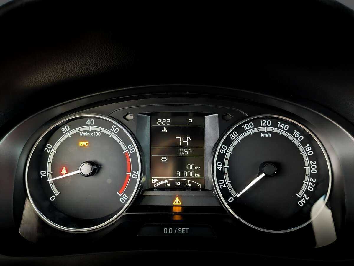 Купить Skoda Rapid с пробегом. Фото: #12