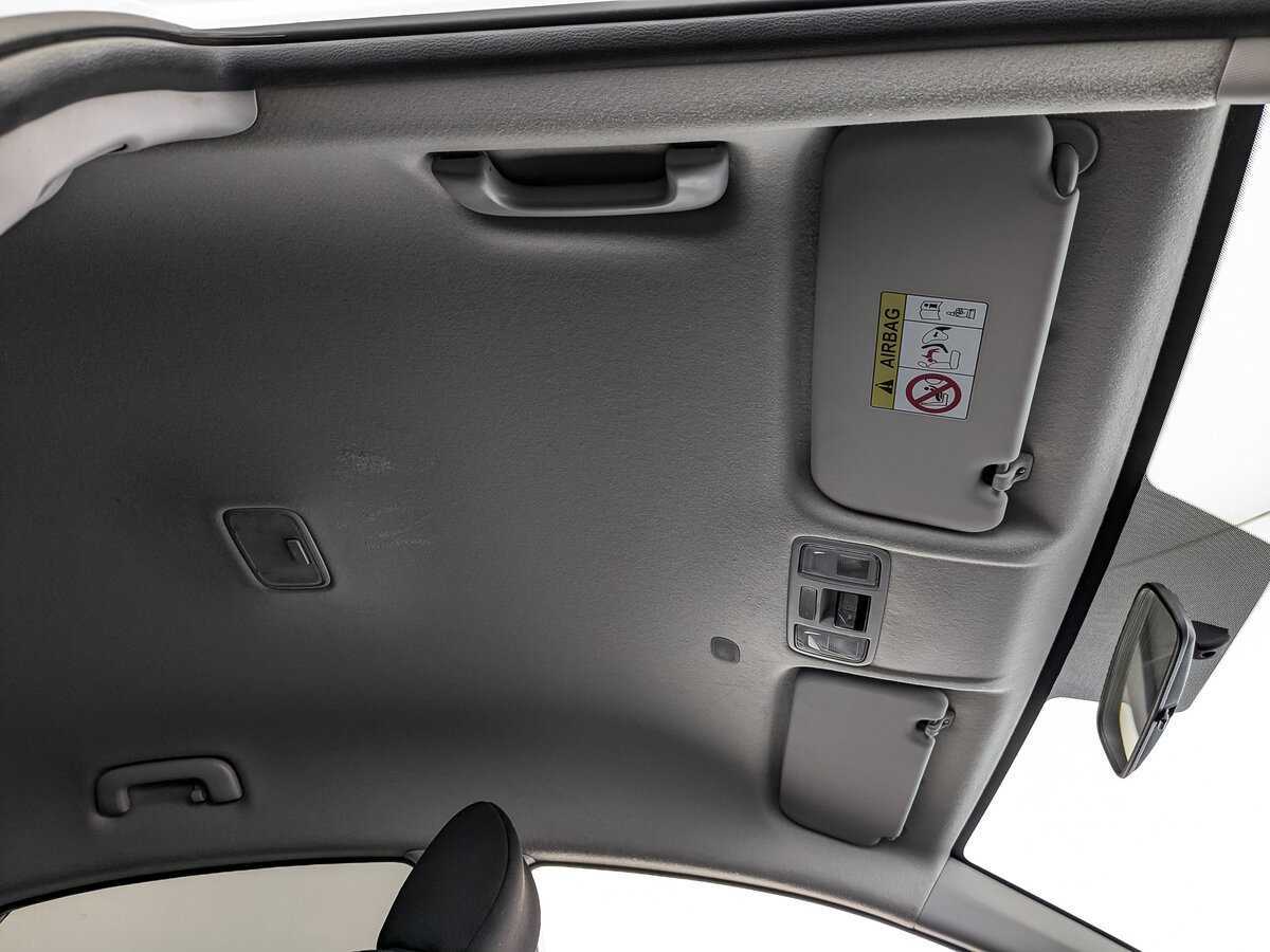 Купить Hyundai Solaris с пробегом. Фото: #20