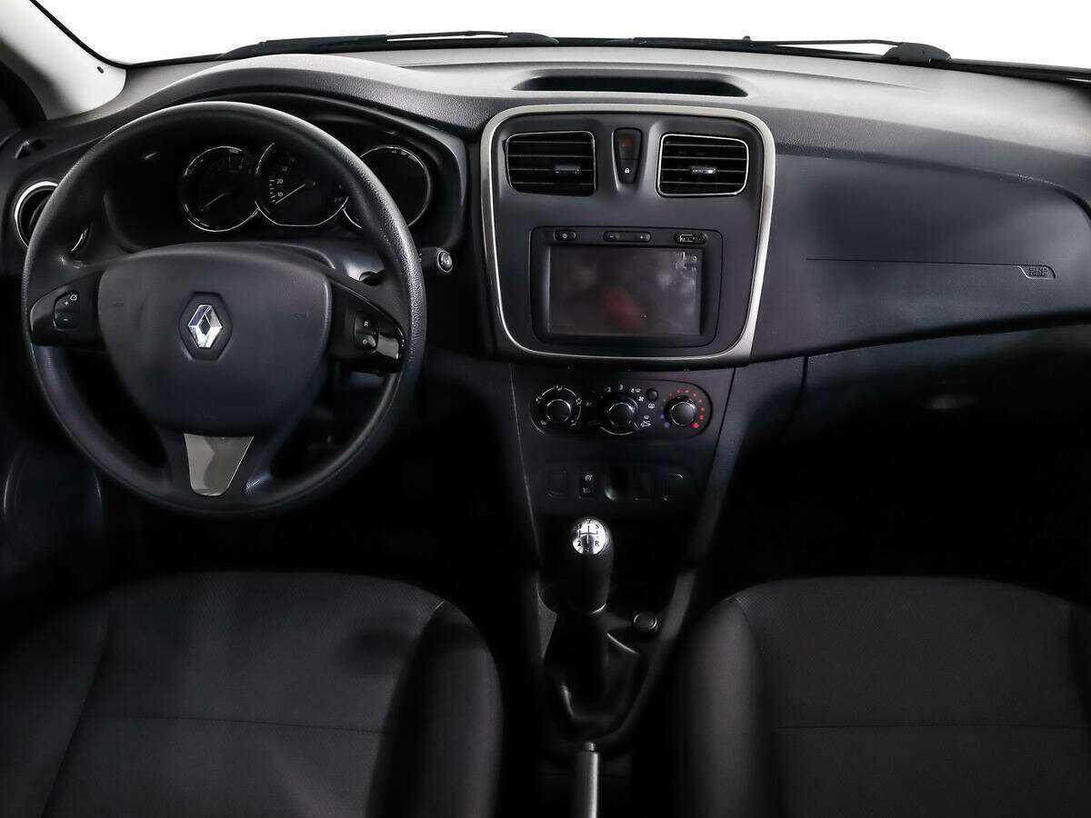 Купить Renault Sandero с пробегом. Фото: #11