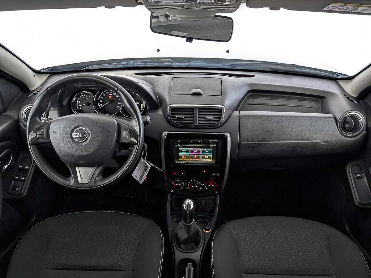 Купить Nissan Terrano с пробегом. Фото: #13