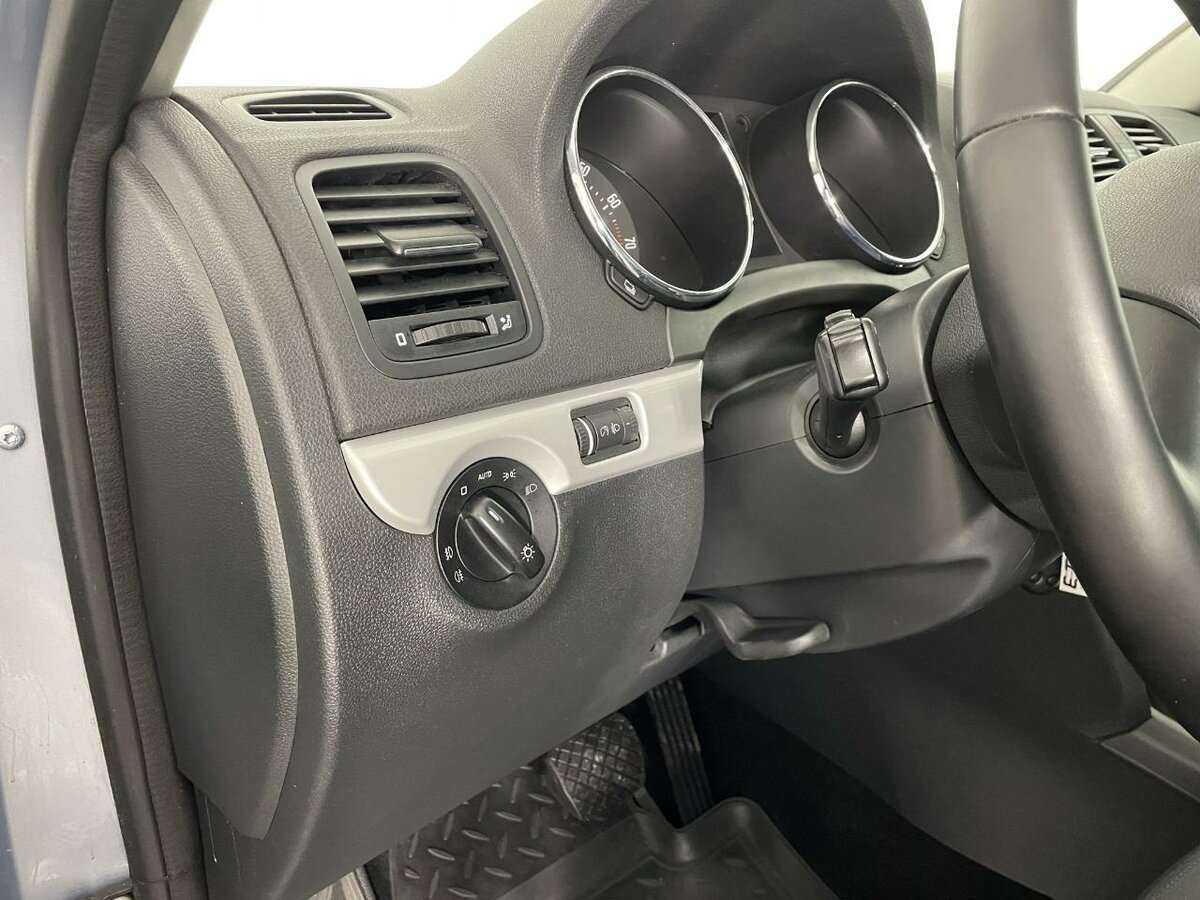 Купить Skoda Yeti с пробегом. Фото: #8