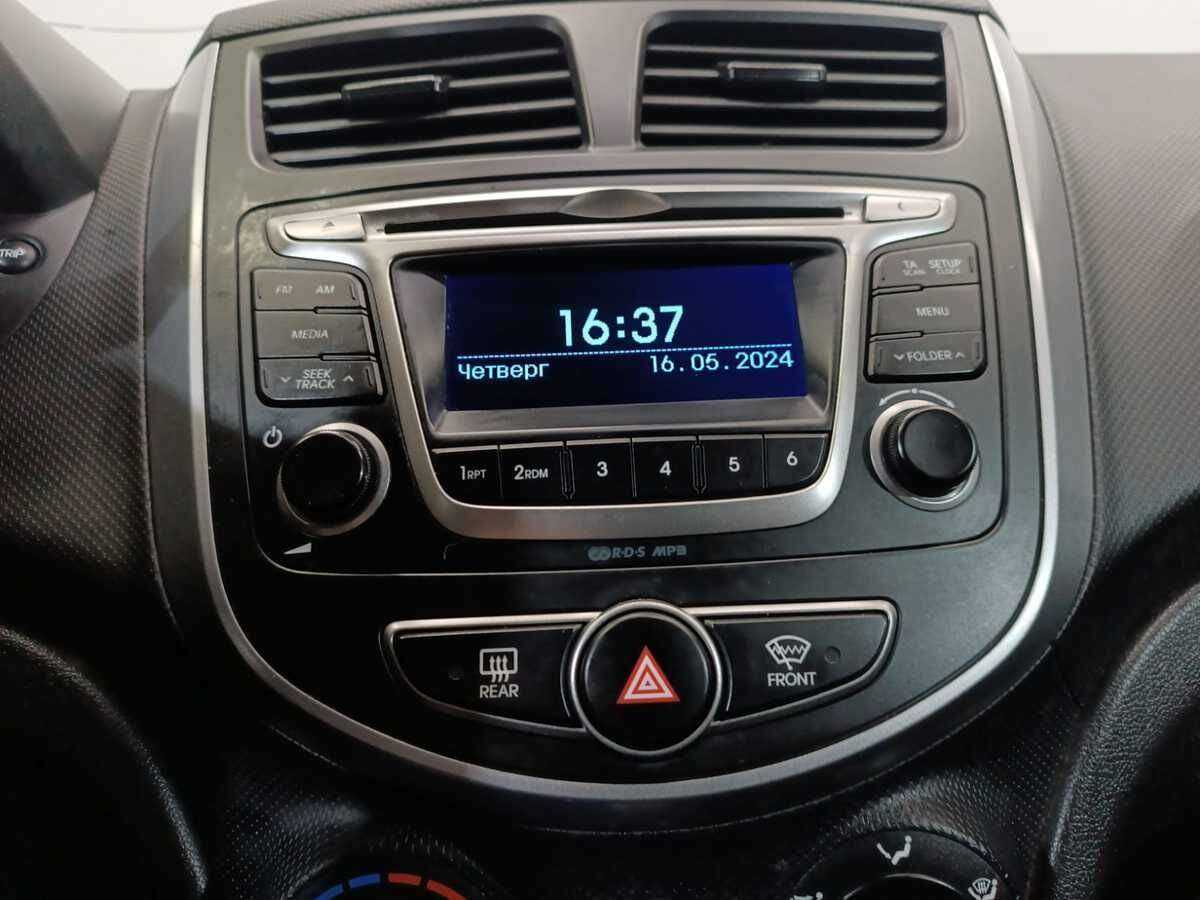 Купить Hyundai Solaris с пробегом. Фото: #12