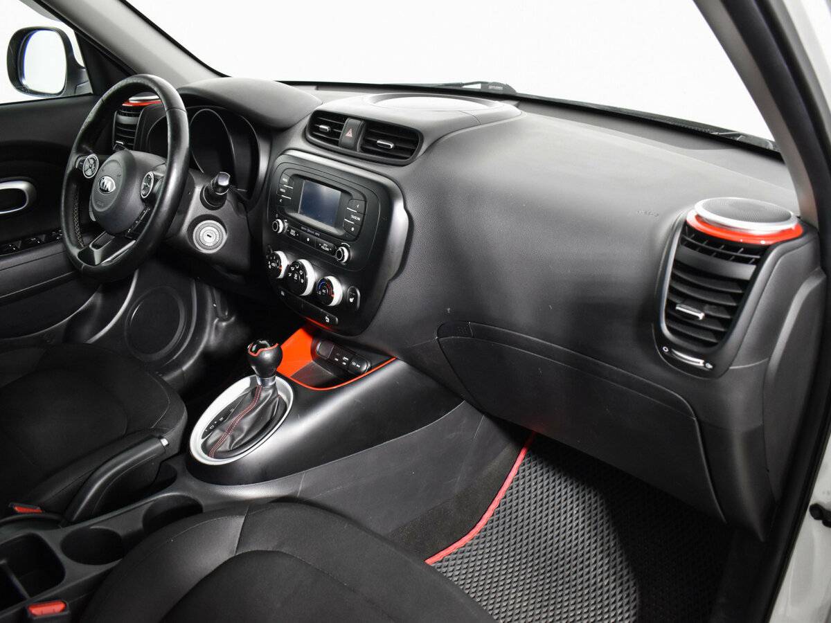 Купить Kia Soul с пробегом. Фото: #11