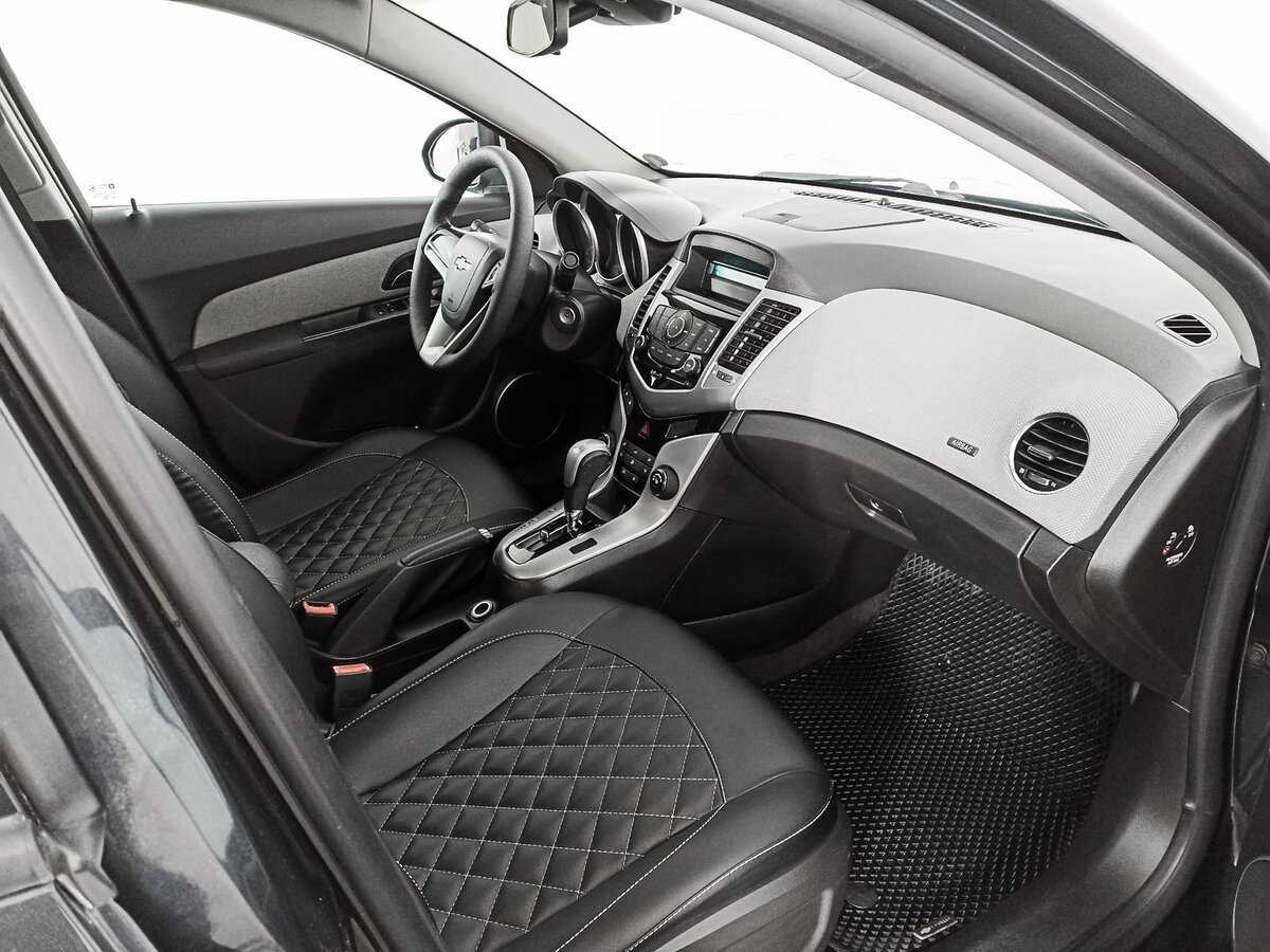 Купить Chevrolet Cruze с пробегом. Фото: #7