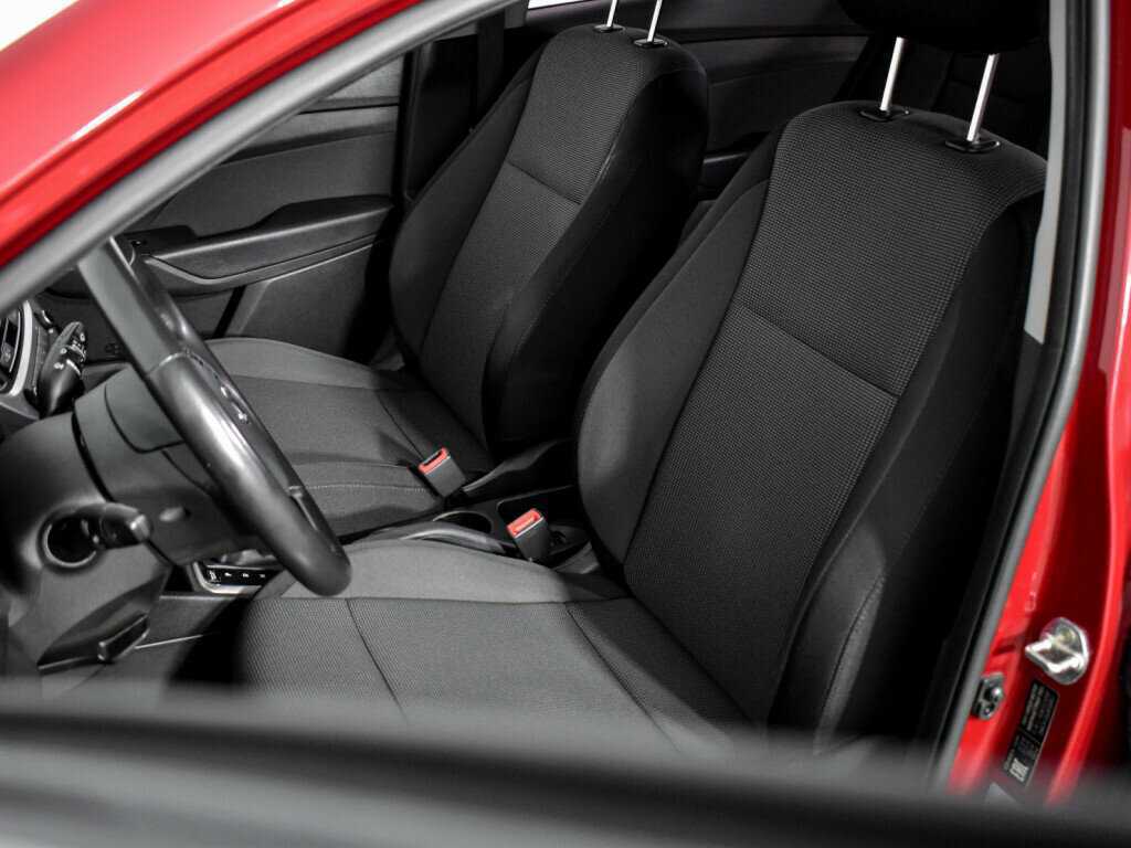 Купить Hyundai Solaris с пробегом. Фото: #11