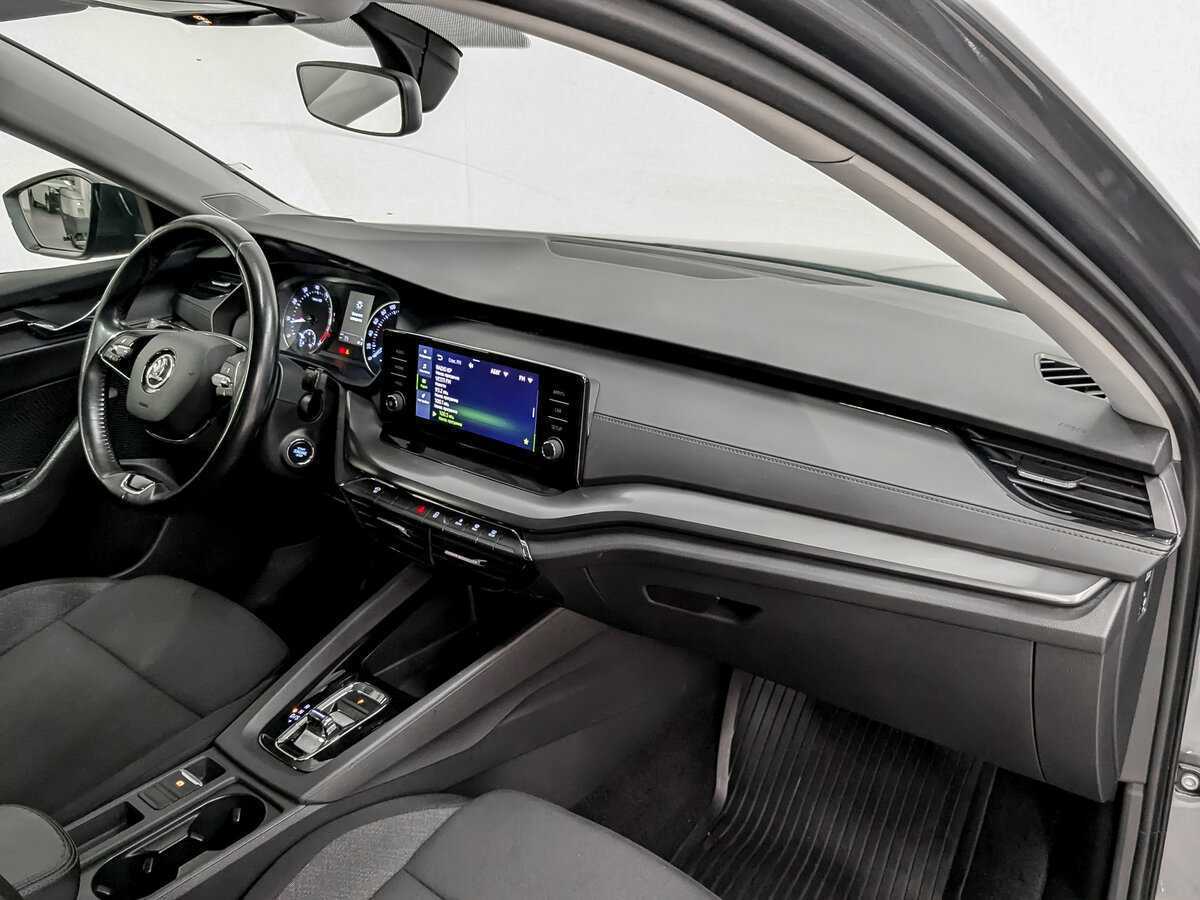 Купить Skoda Octavia с пробегом. Фото: #10