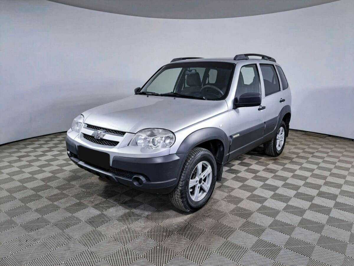 Купить Chevrolet Niva с пробегом. Фото: #0