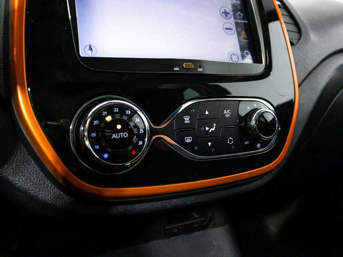 Купить Renault Kaptur с пробегом. Фото: #14