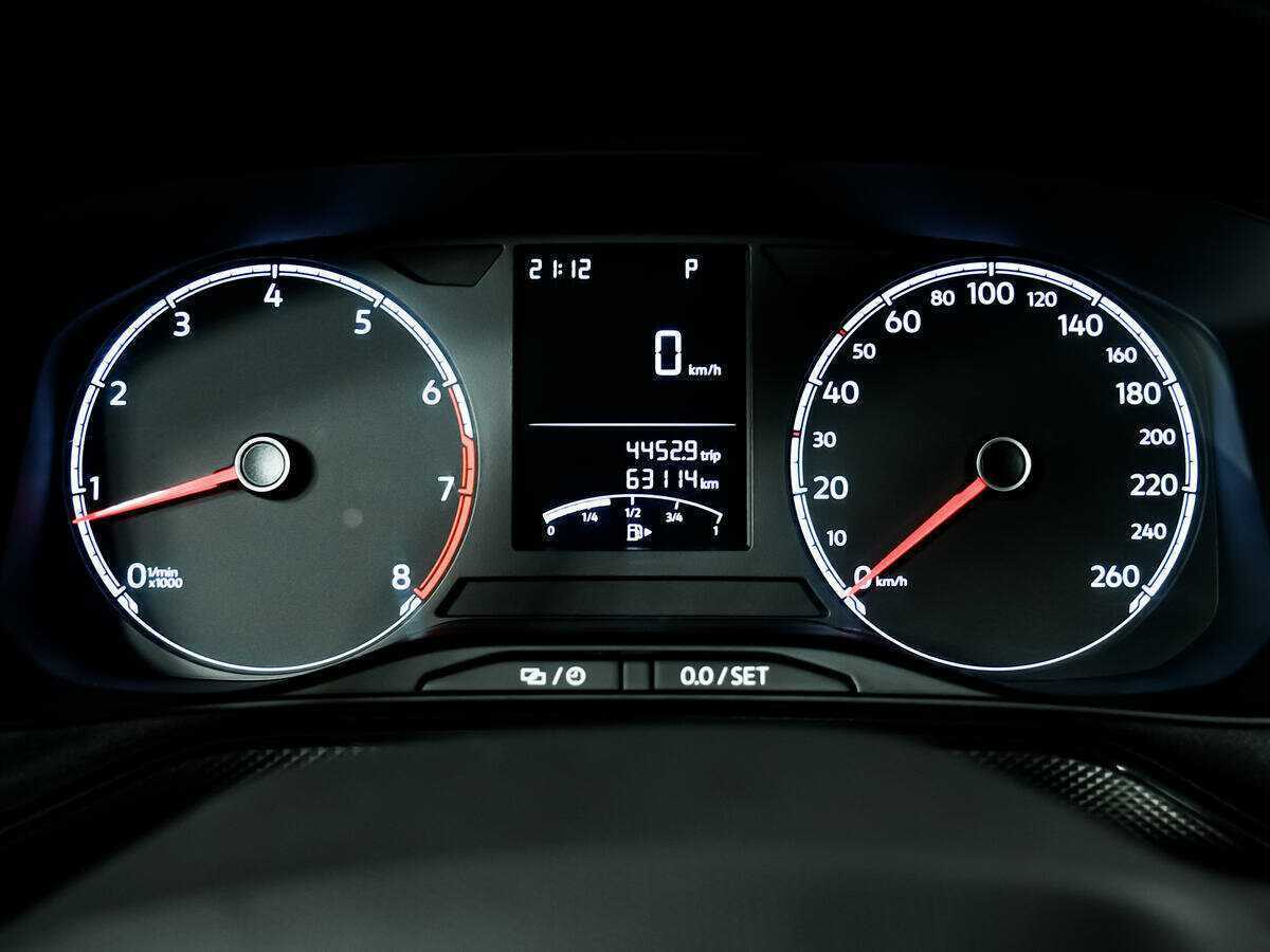 Купить Volkswagen Polo с пробегом. Фото: #9