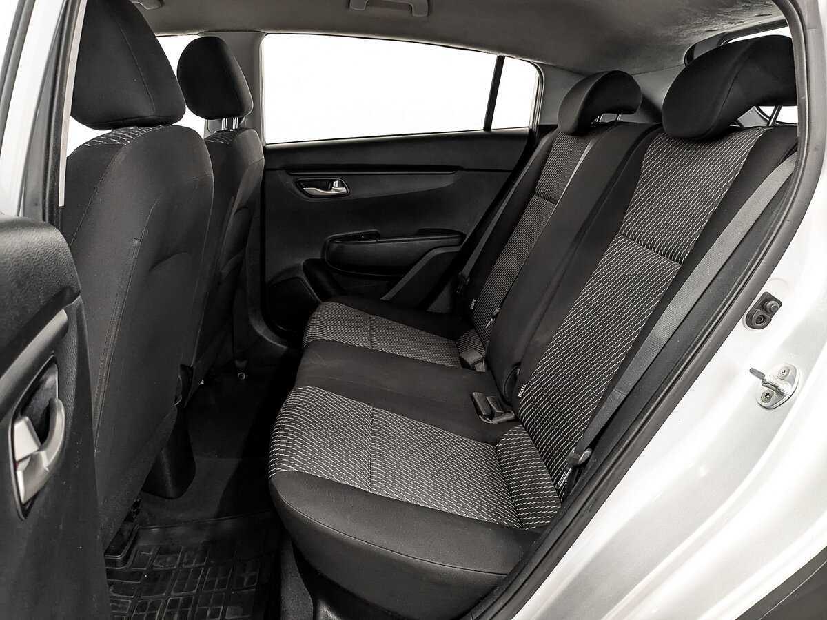 Купить Kia Rio с пробегом. Фото: #17