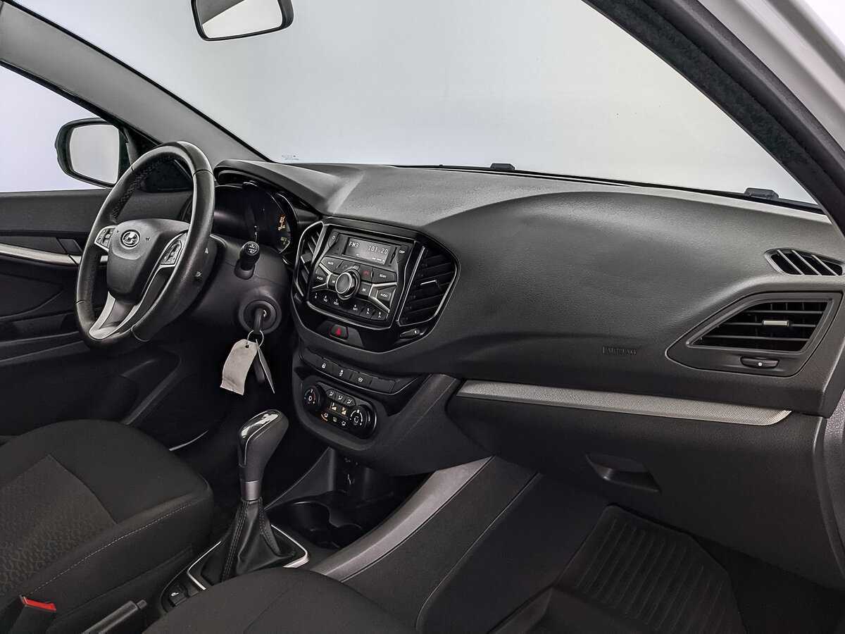 Купить Lada (ВАЗ) Vesta с пробегом. Фото: #12