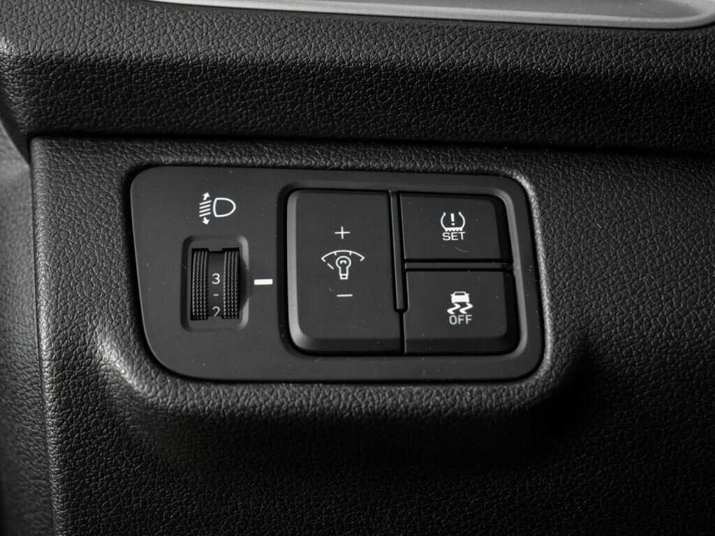 Купить Hyundai Solaris с пробегом. Фото: #9