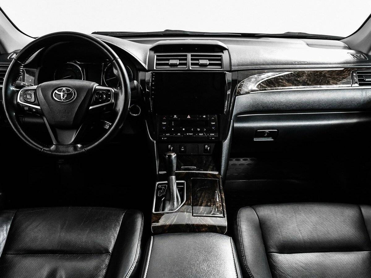 Купить Toyota Camry с пробегом. Фото: #10