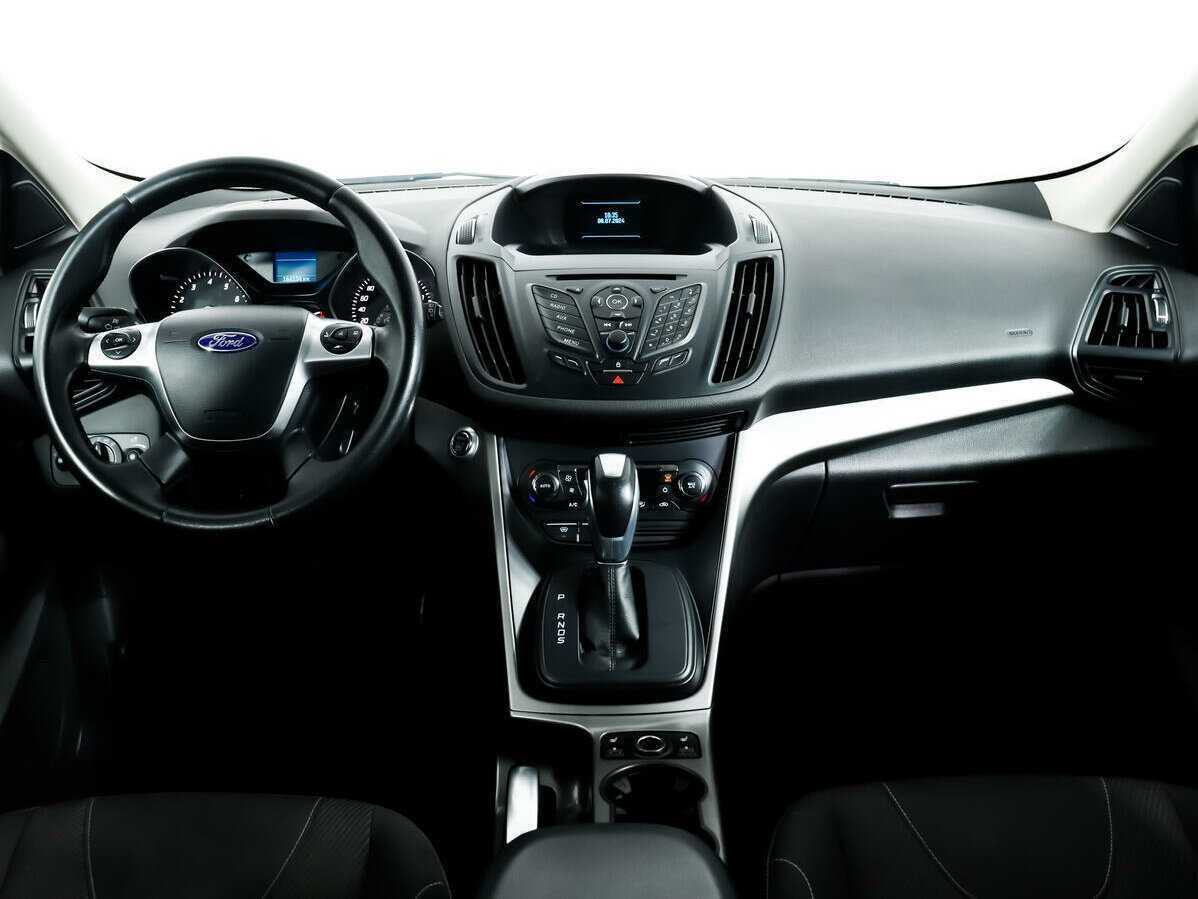 Купить Ford Kuga с пробегом. Фото: #10