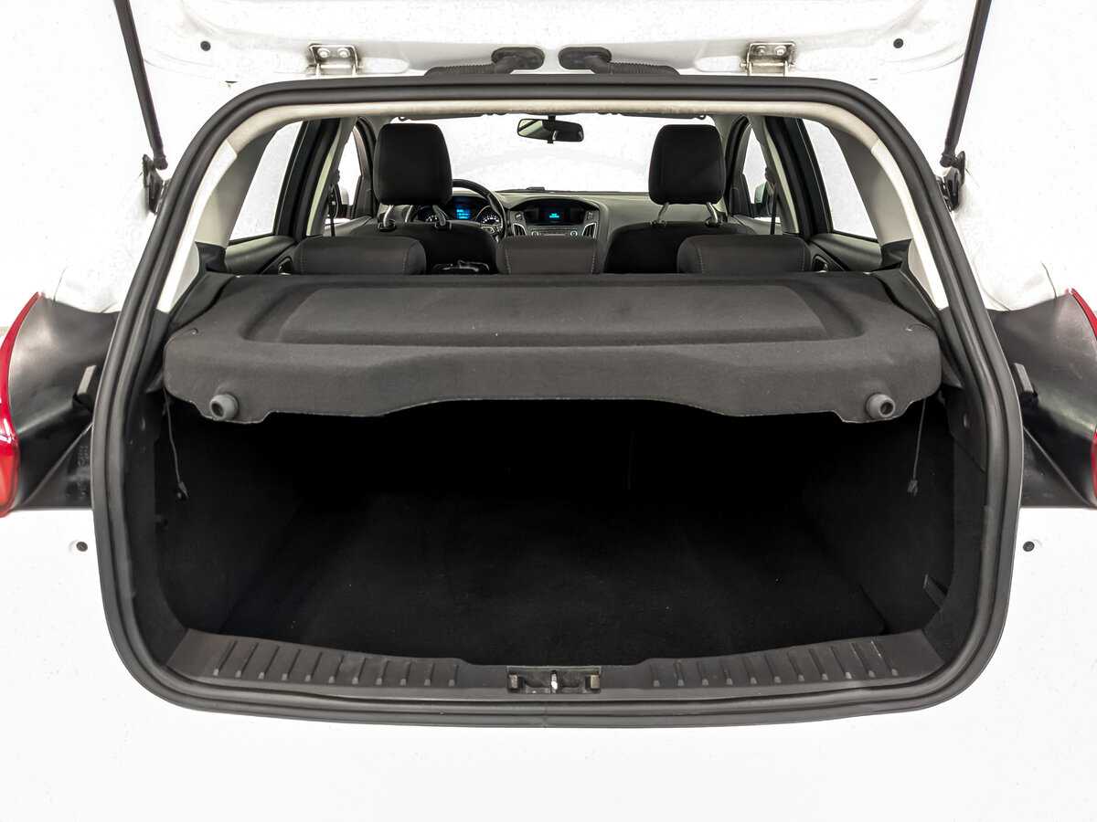 Купить Ford Focus с пробегом. Фото: #9