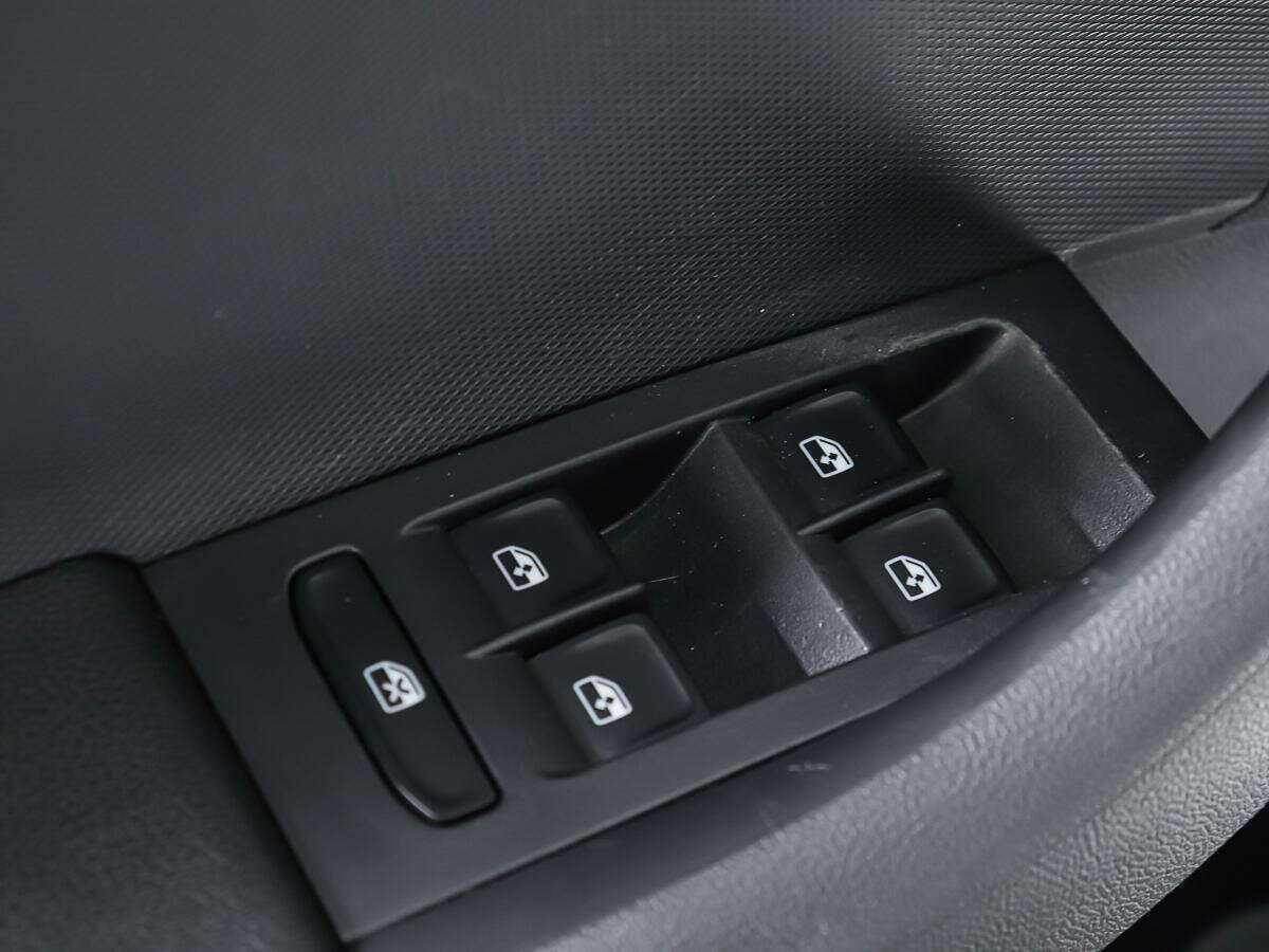 Купить Skoda Rapid с пробегом. Фото: #14